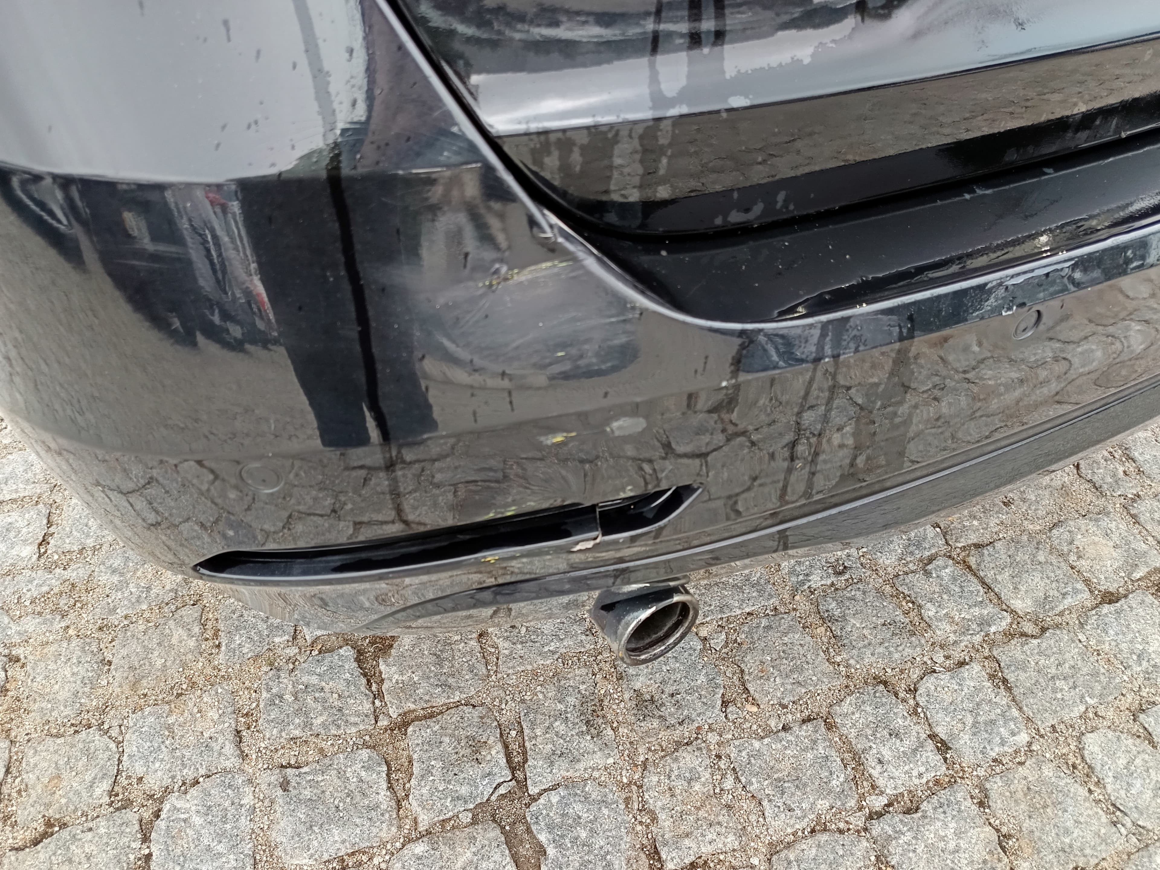 BMW 318d · Ano 2014 — image 17