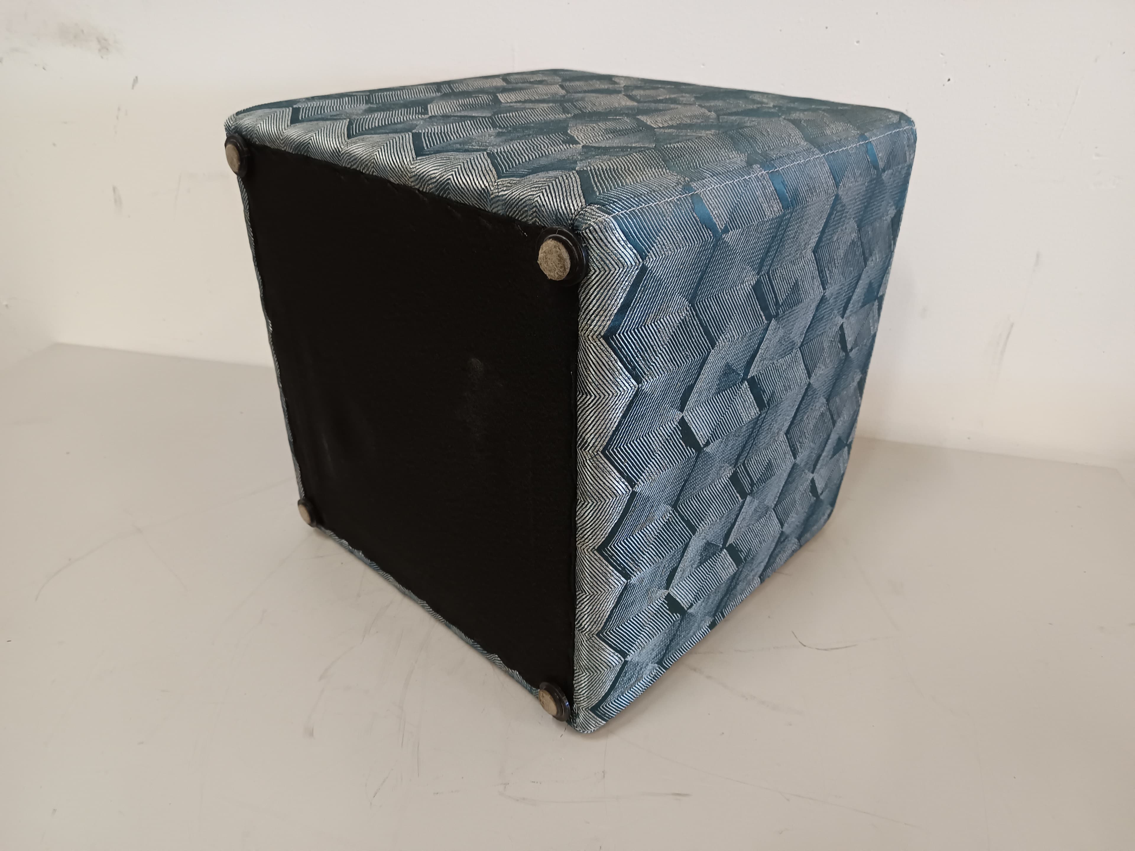 Puff em tecido — image 4