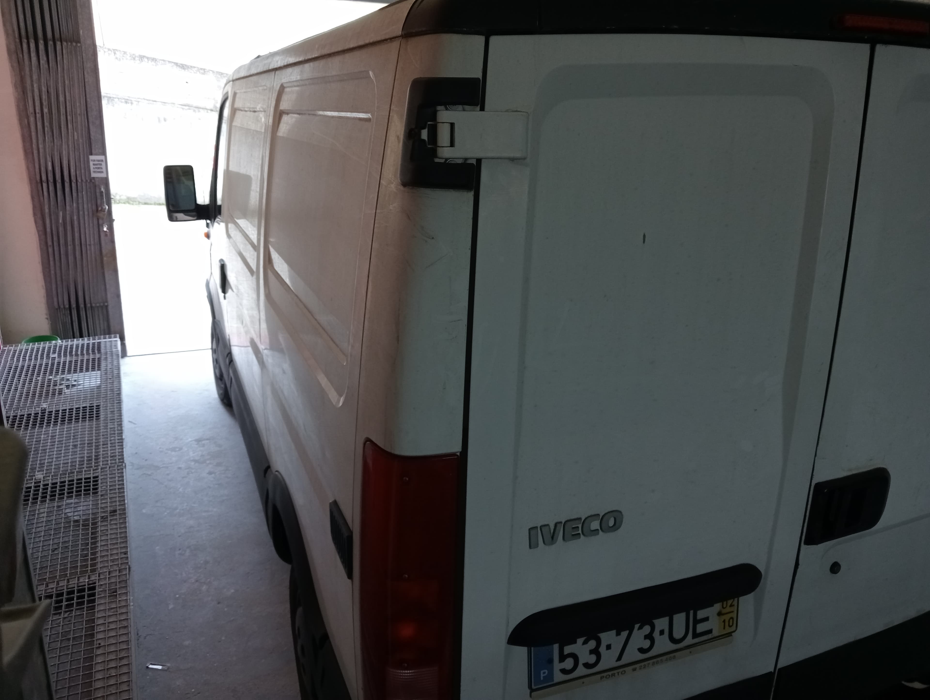 Iveco Daily 29L9 · Ano 2002 — image 5