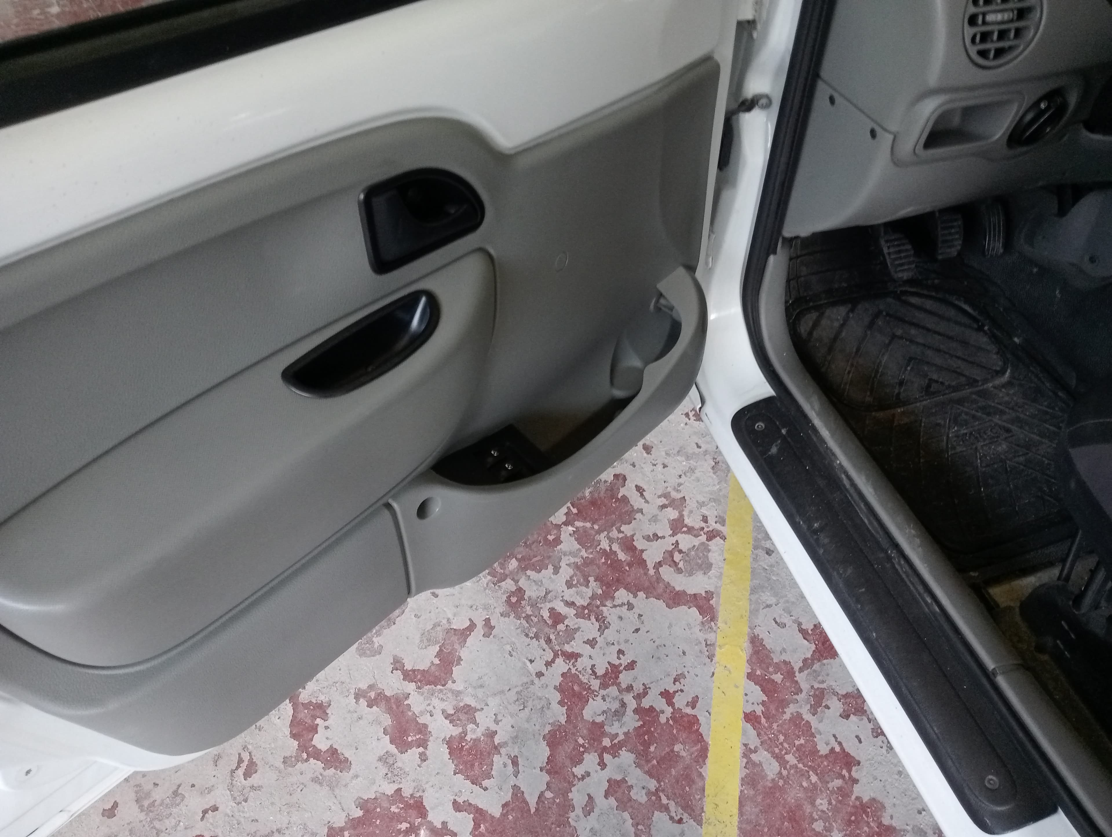 Renault Kangoo · Ano 2008 — image 14