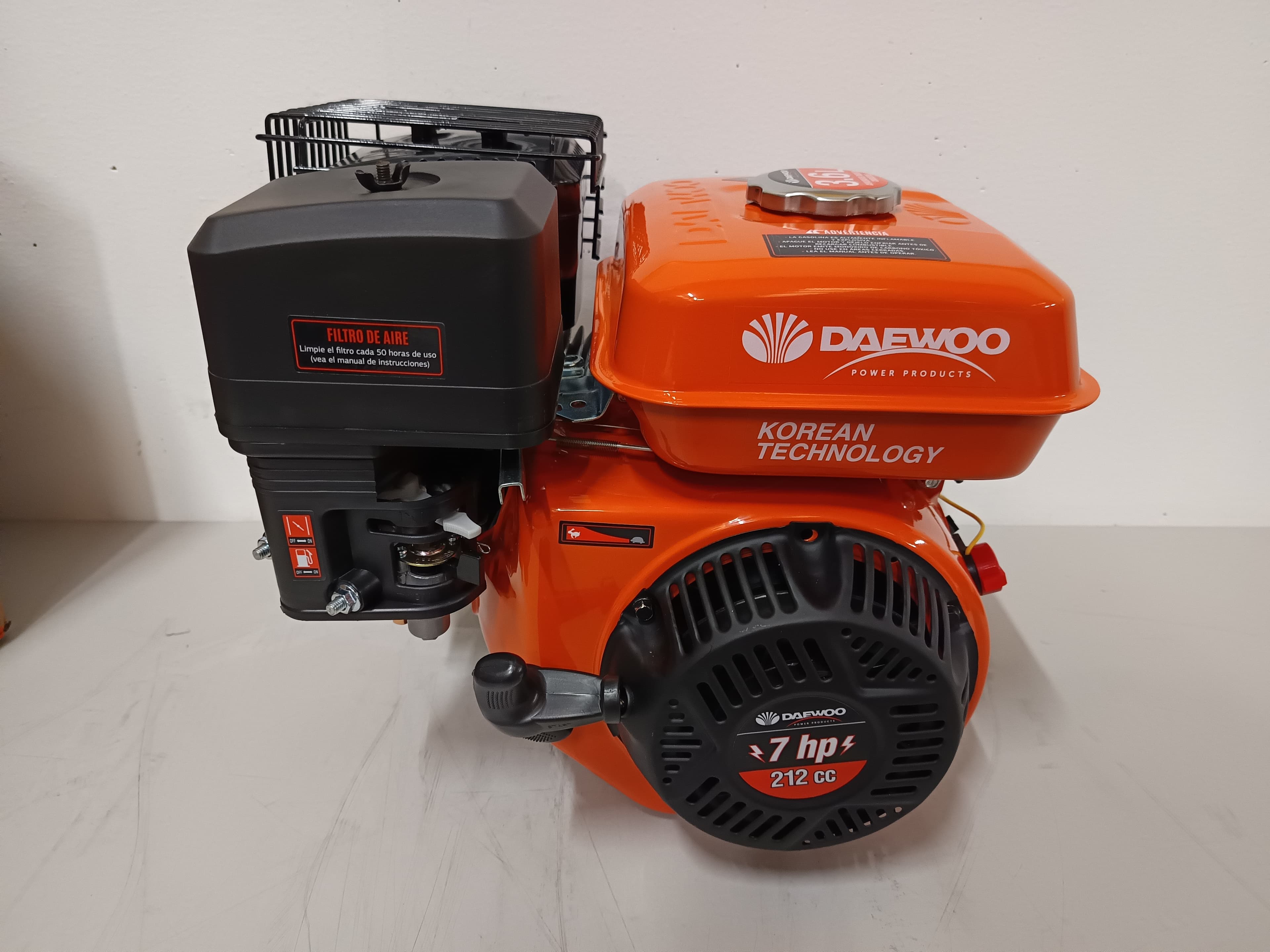 Daewoo Gasoline Engine — image 2