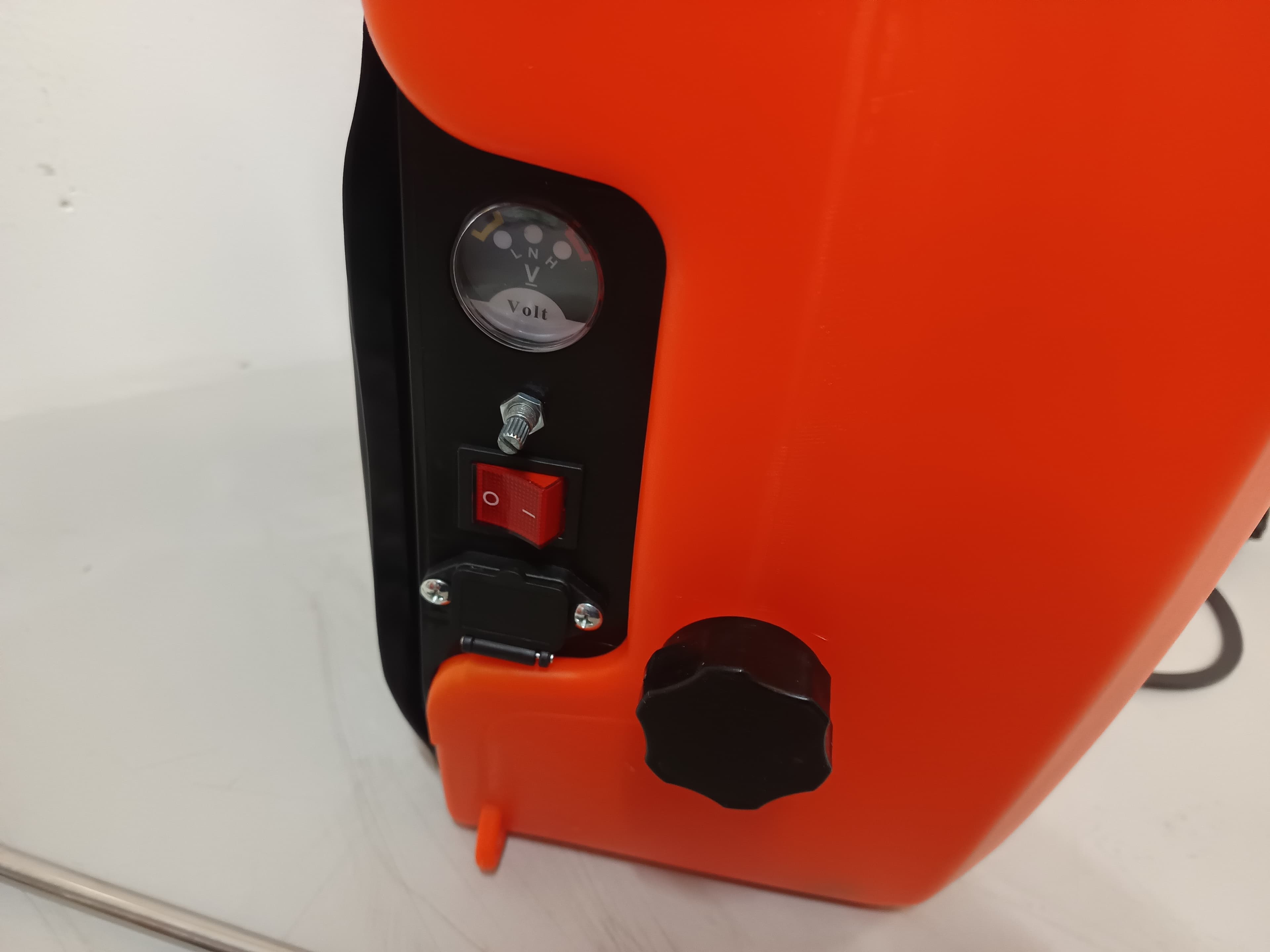 Pulvérisateur batterie 16 L Daewoo — image 5