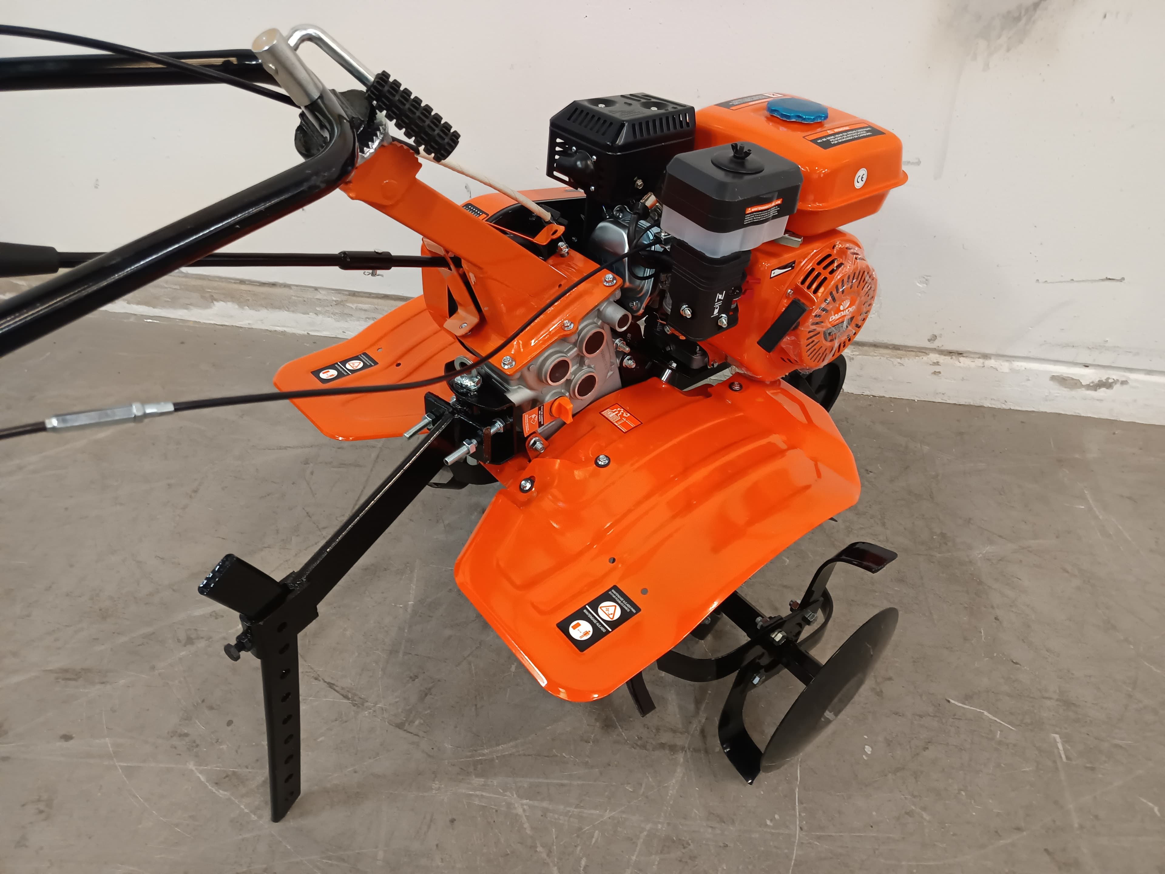 Motocultivador Daewoo — imagen 5