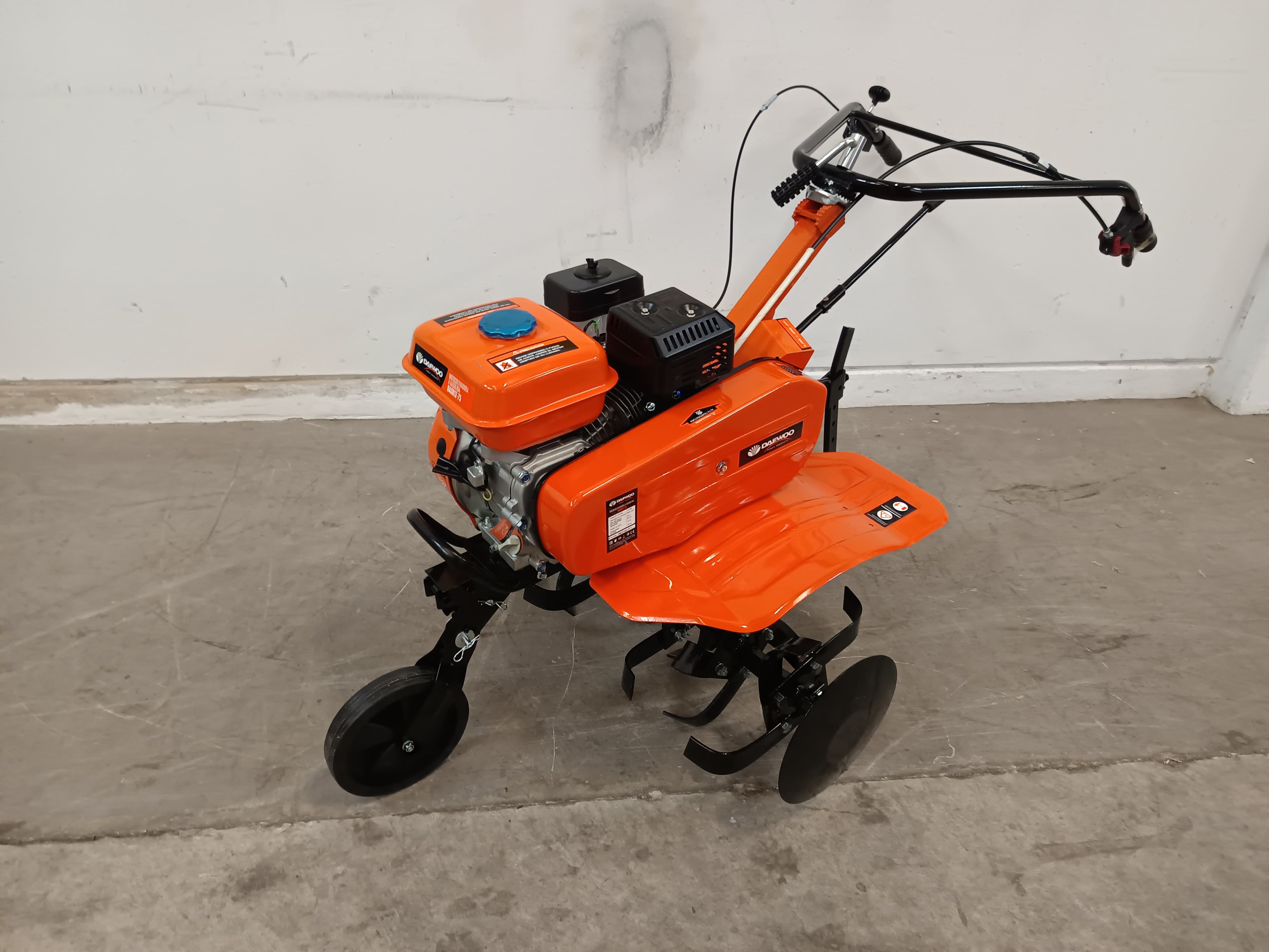 Motocultivador Daewoo — imagen 6