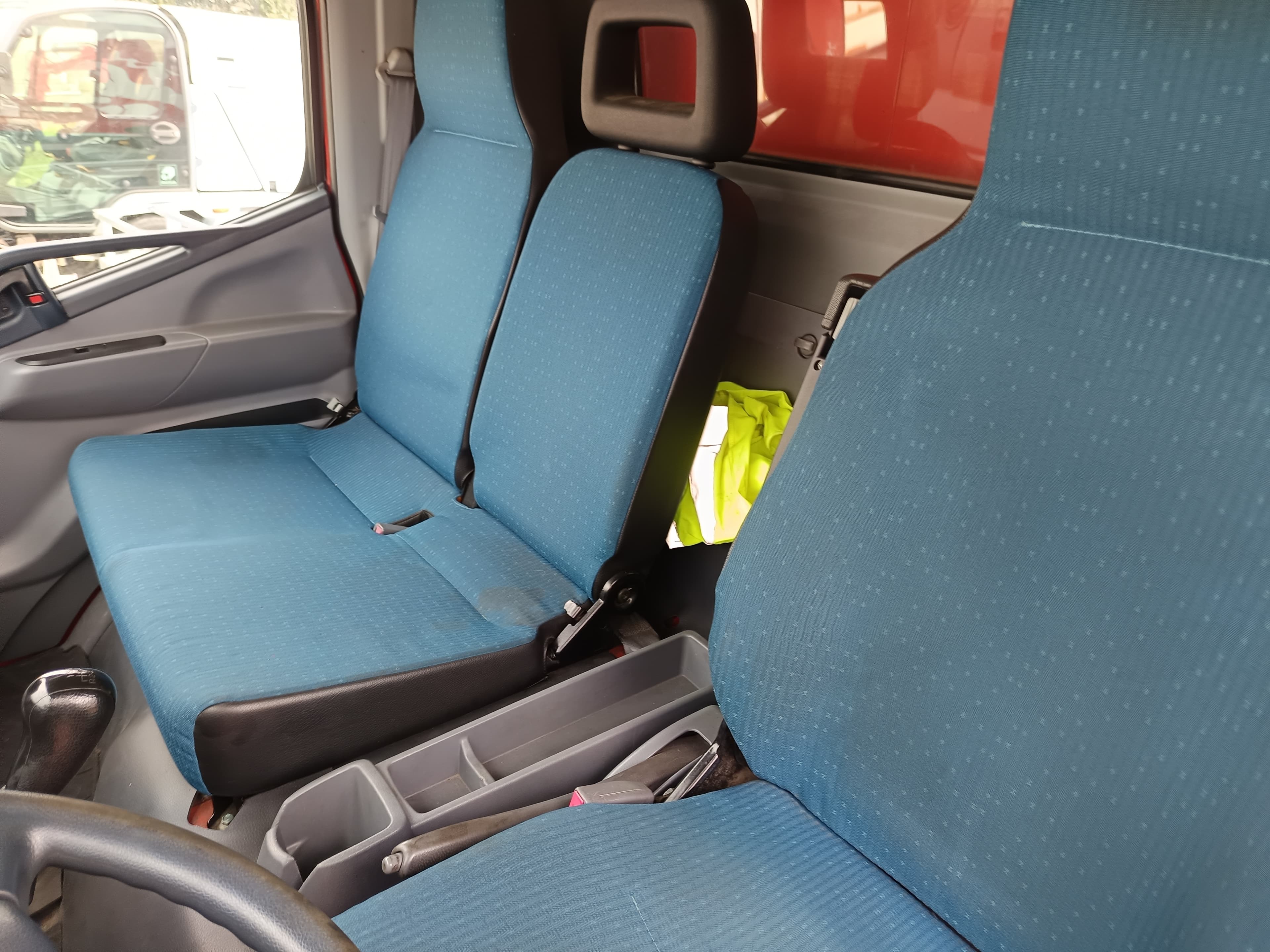 Mitsubishi Canter 7C18 · Ano 2012 — imagen 30