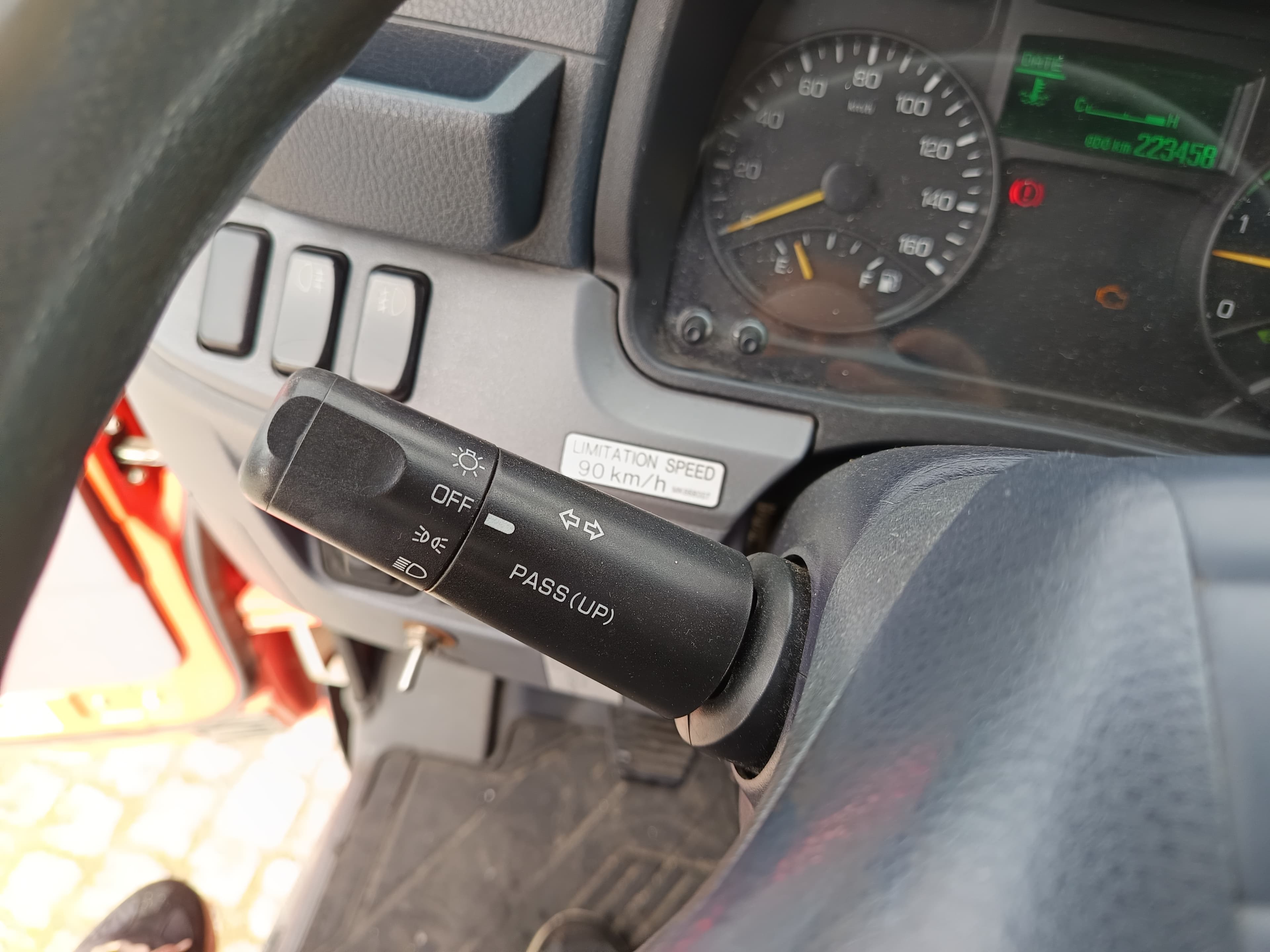 Mitsubishi Canter 7C18 · Ano 2012 — imagen 31