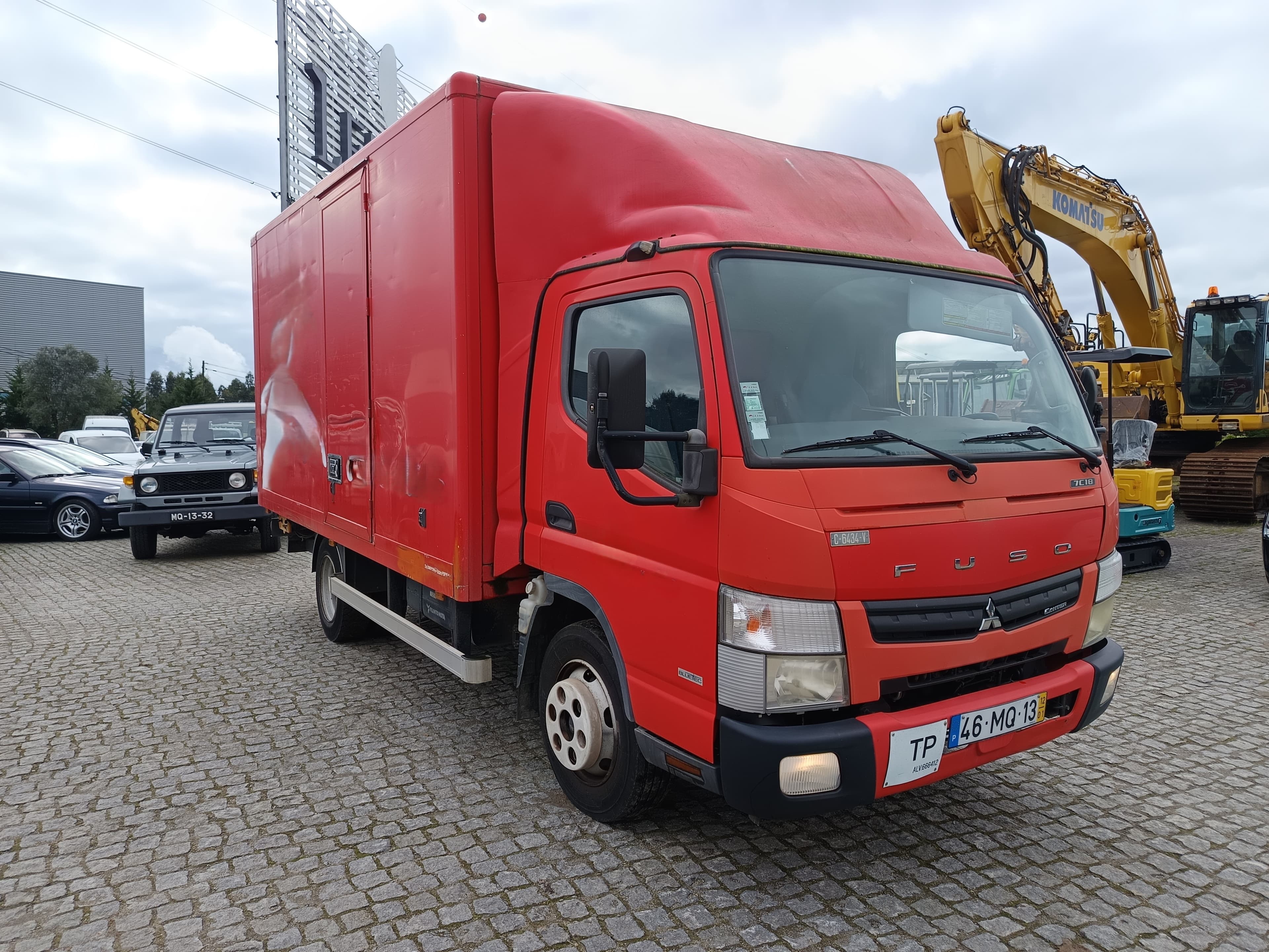 Mitsubishi Canter 7C18 · Ano 2012 — imagen 3