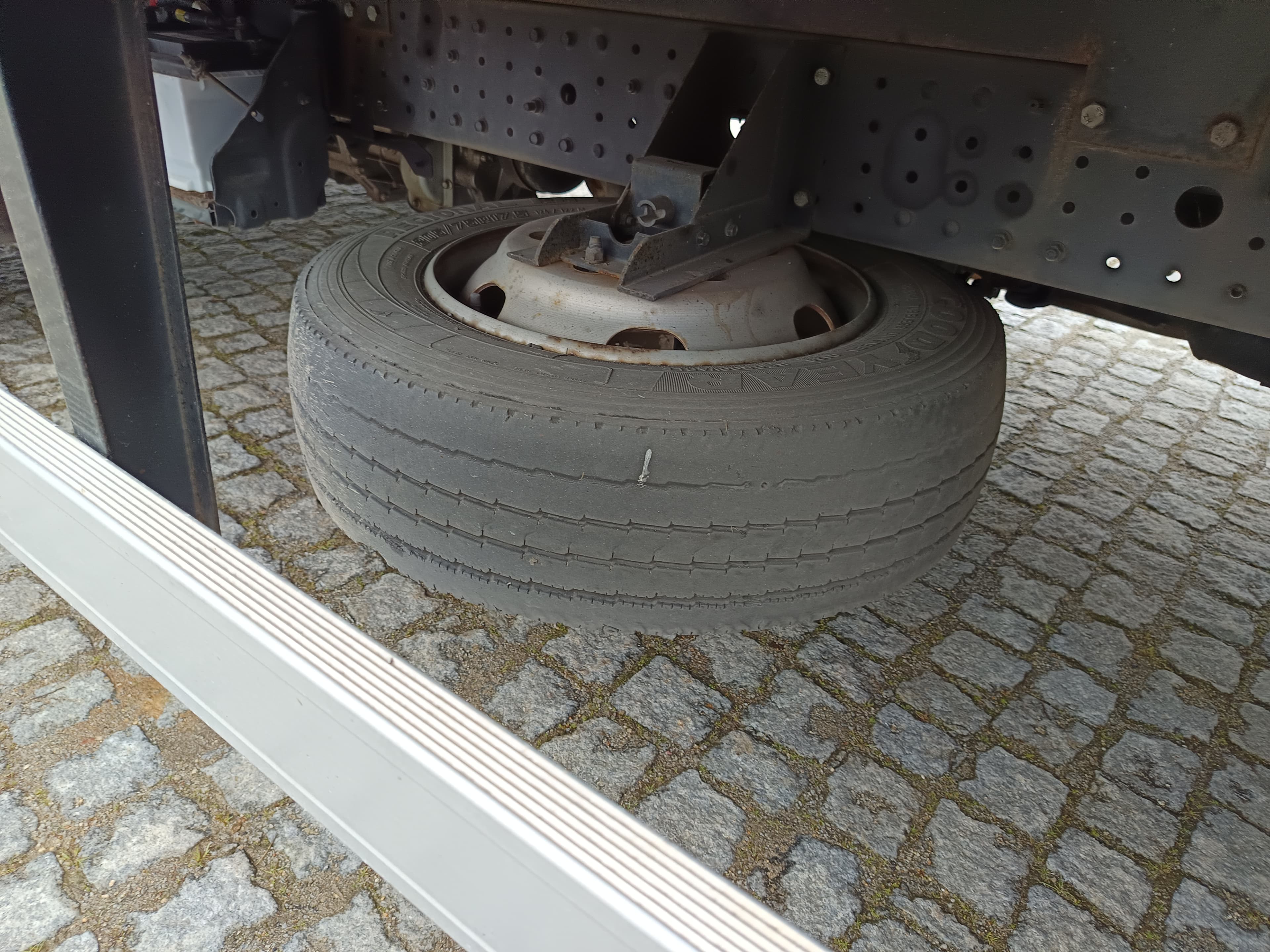 Mitsubishi Canter 7C18 · Ano 2012 — imagen 16