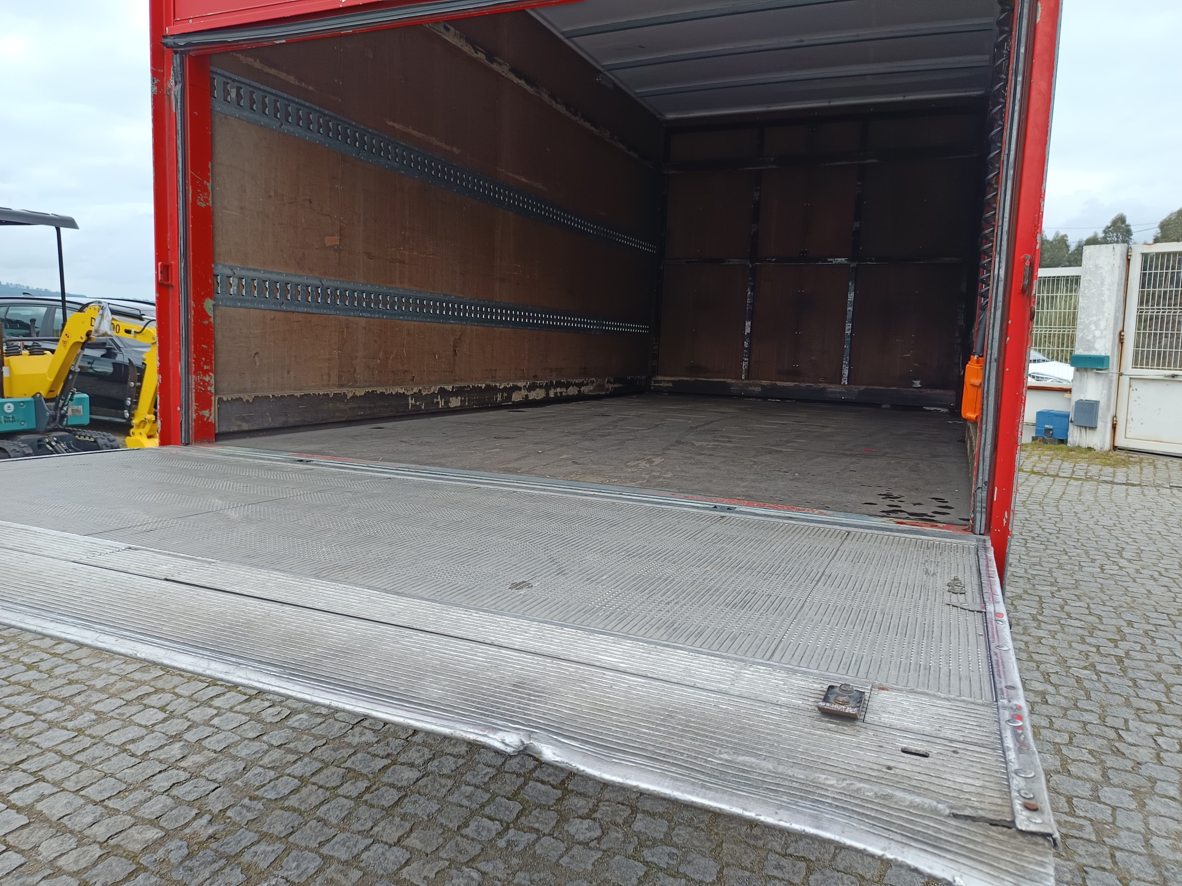Mitsubishi Canter 7C18 · Ano 2012 — imagen 36