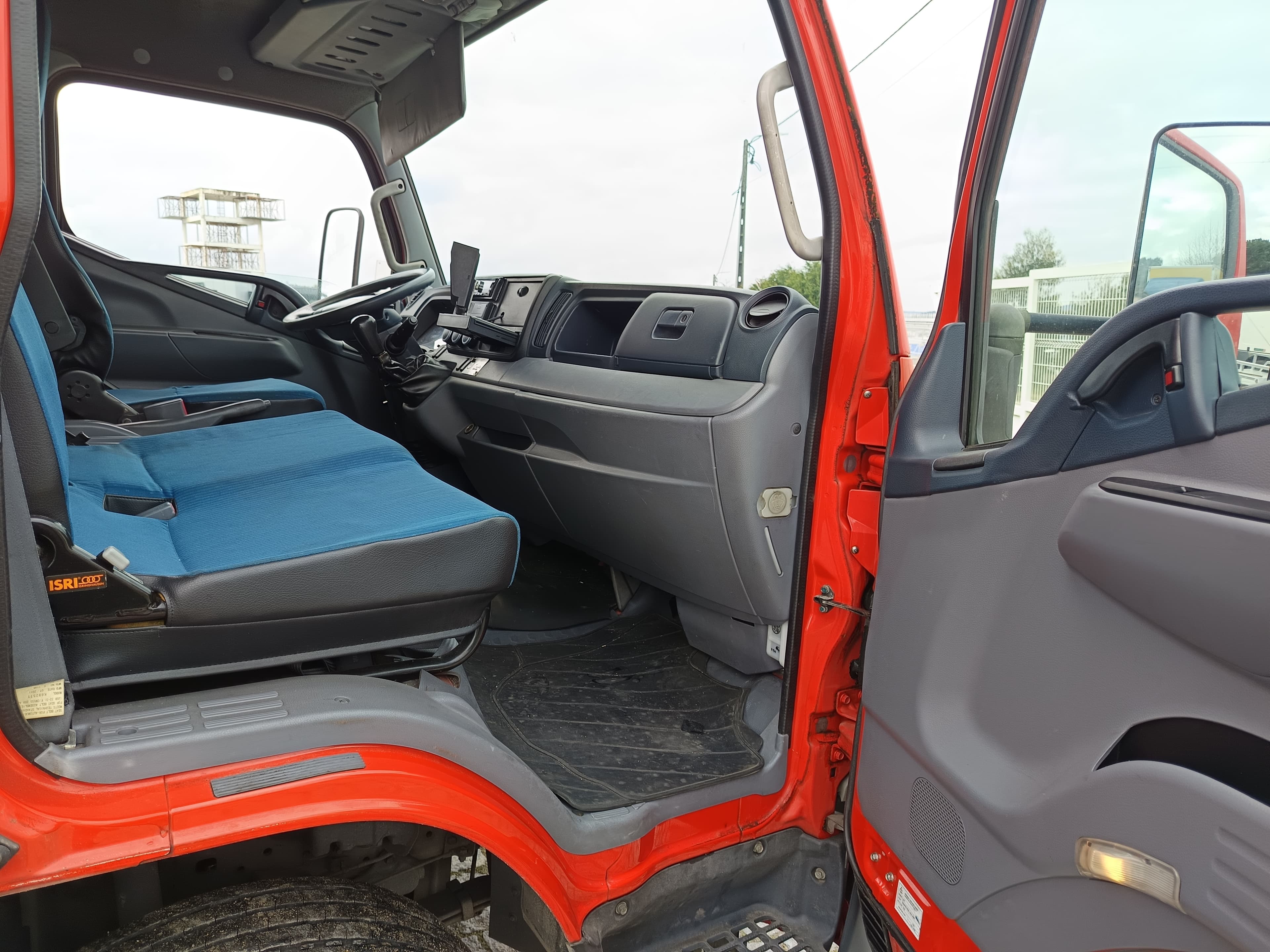 Mitsubishi Canter 7C18 · Ano 2012 — imagen 18