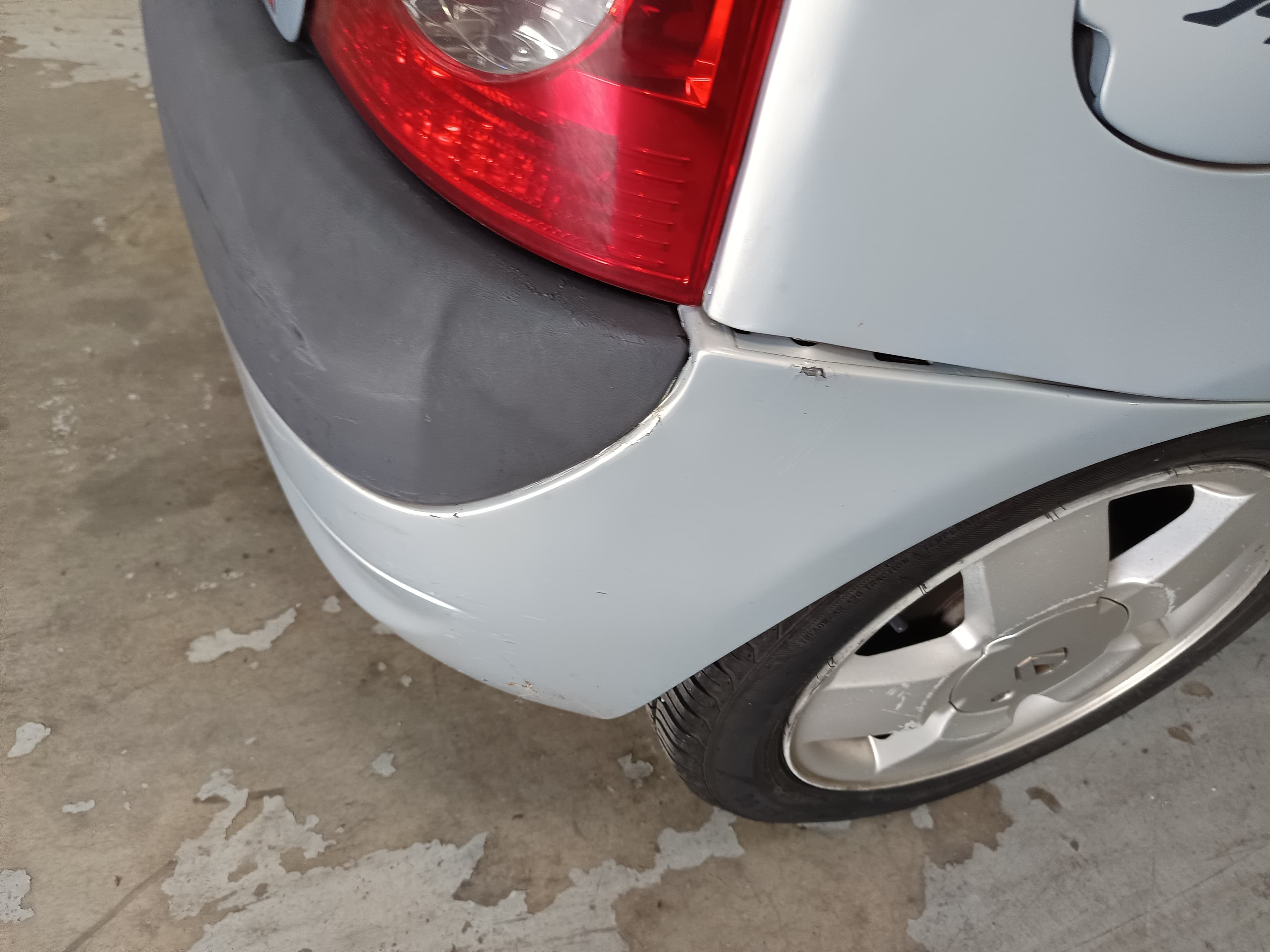 Renault Clio · Ano 2002 — imagen 8