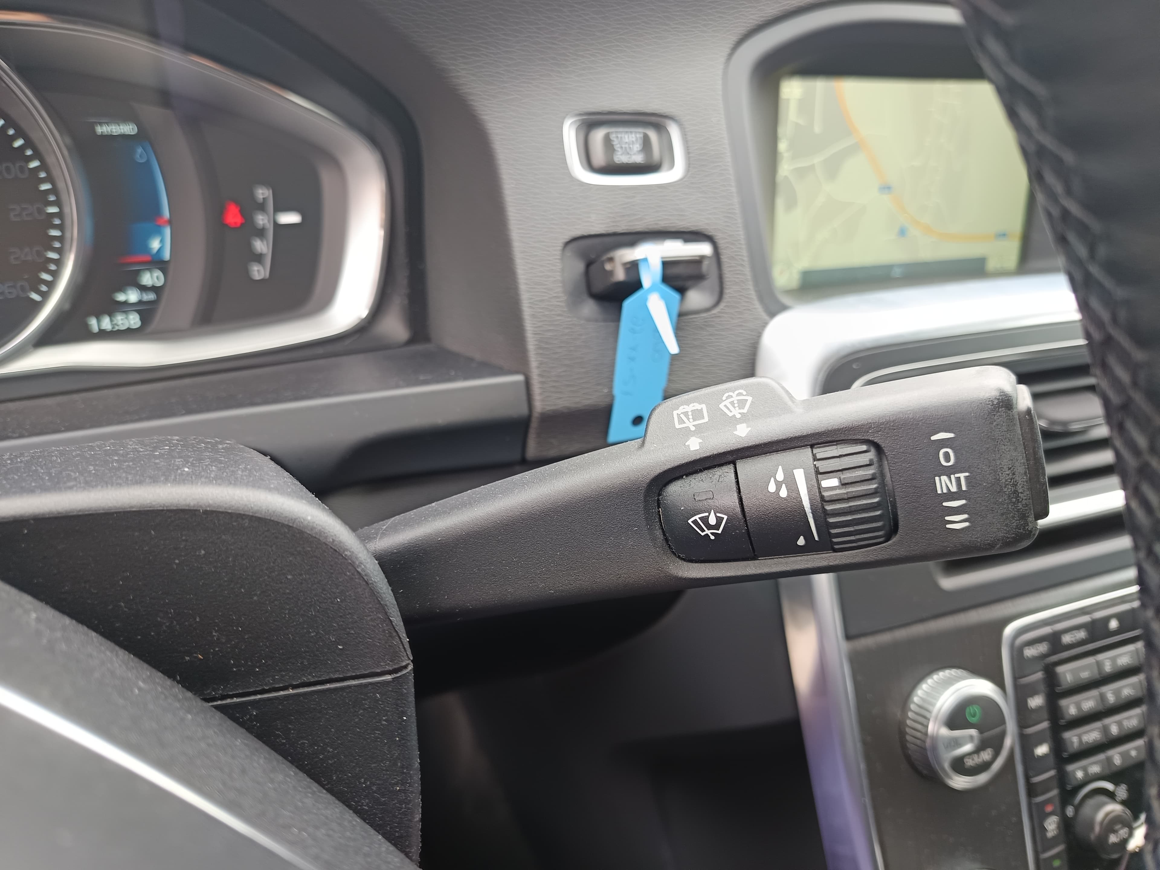 Volvo V60 · Ano 2015 — image 44
