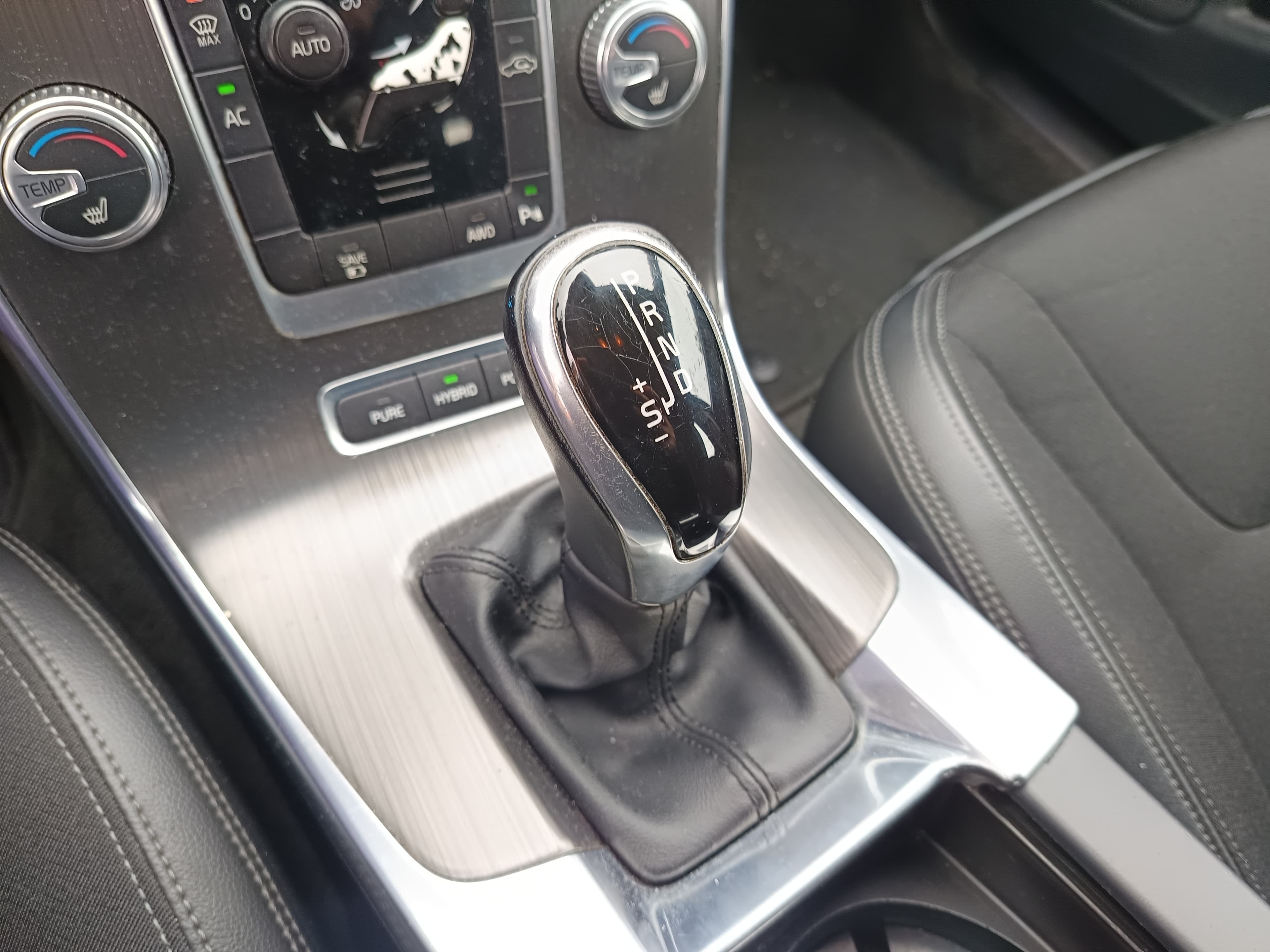 Volvo V60 · Ano 2015 — image 41