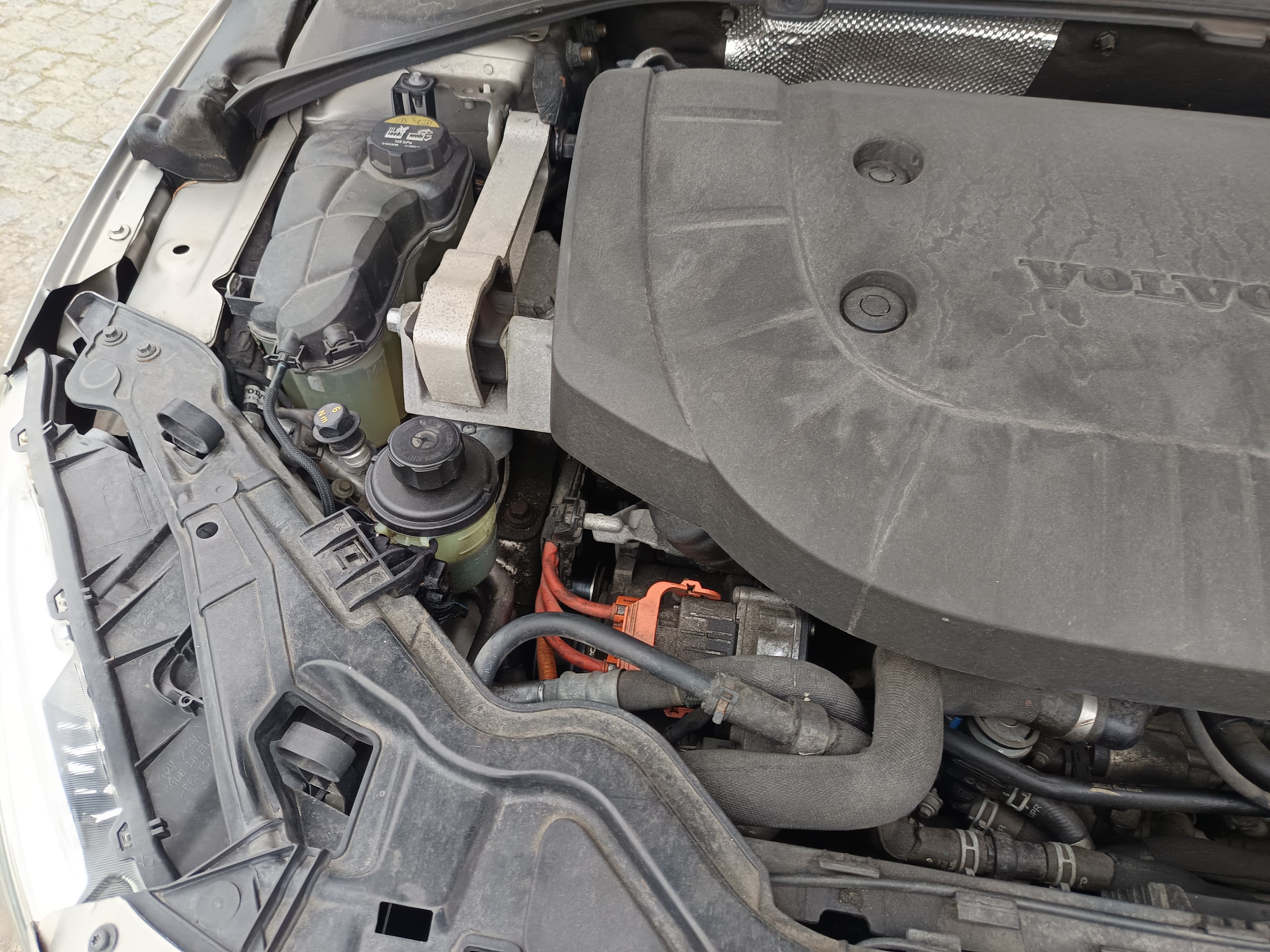 Volvo V60 · Ano 2015 — image 18
