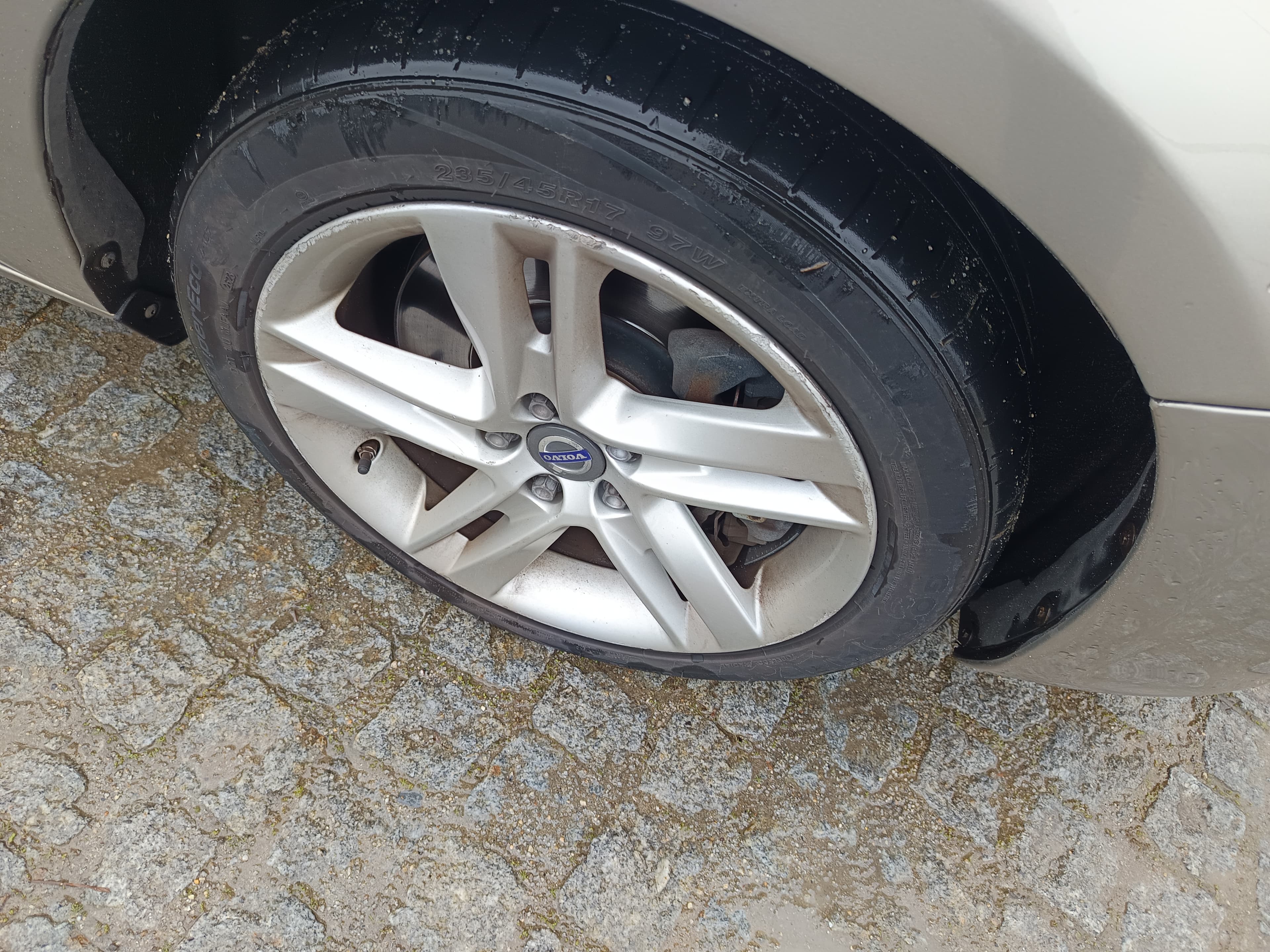 Volvo V60 · Ano 2015 — image 8
