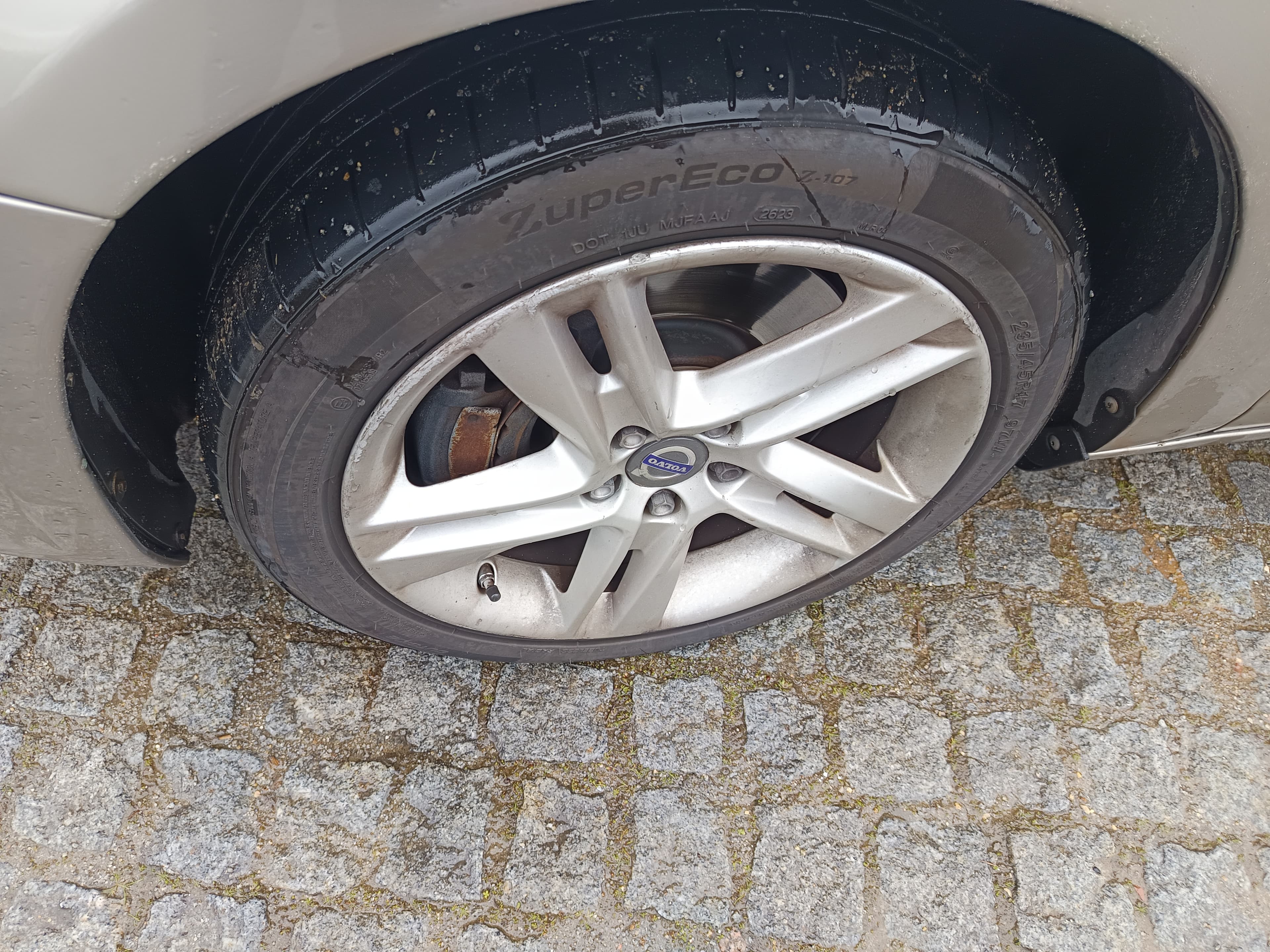 Volvo V60 · Ano 2015 — image 7