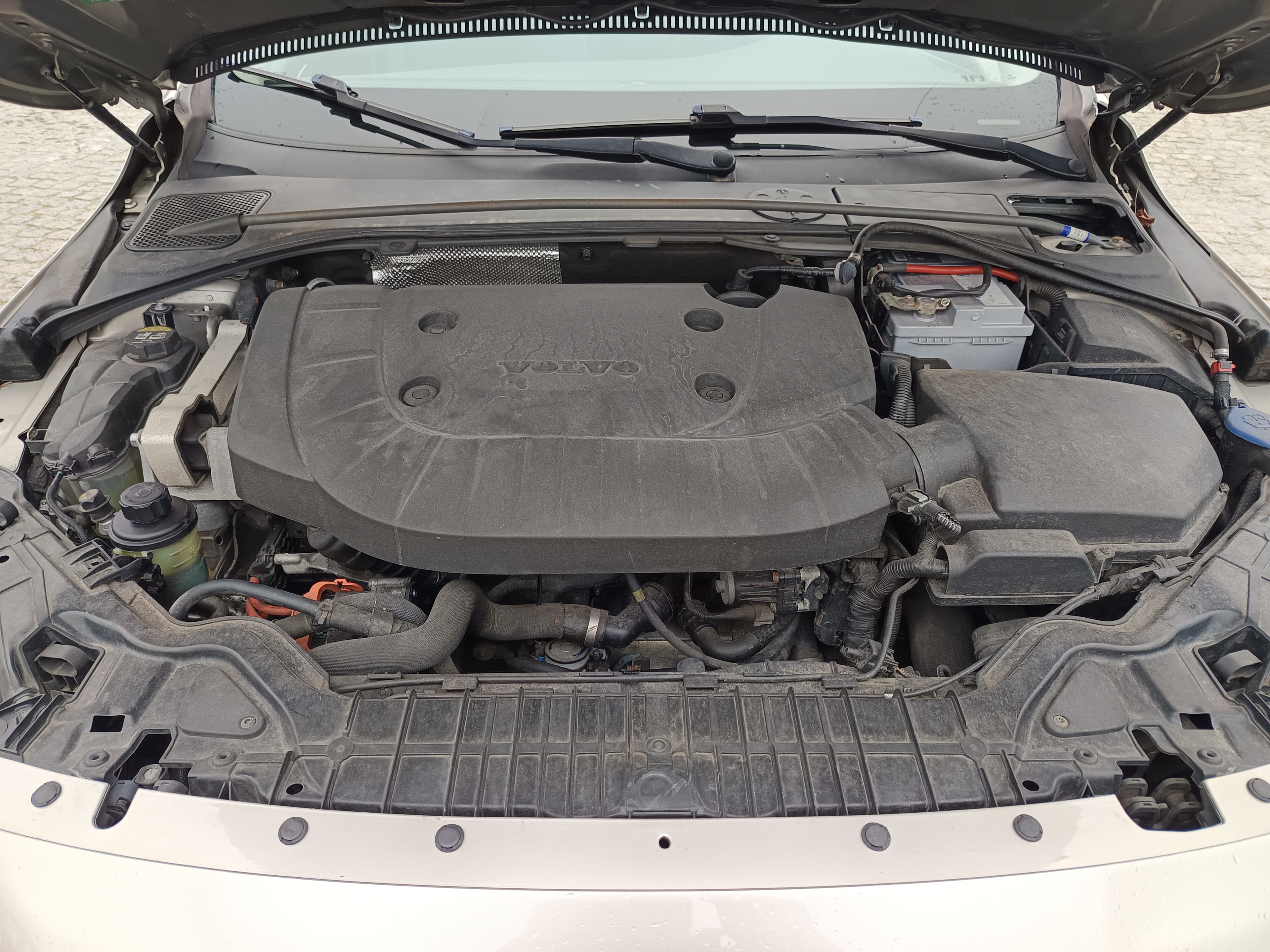 Volvo V60 · Ano 2015 — image 17