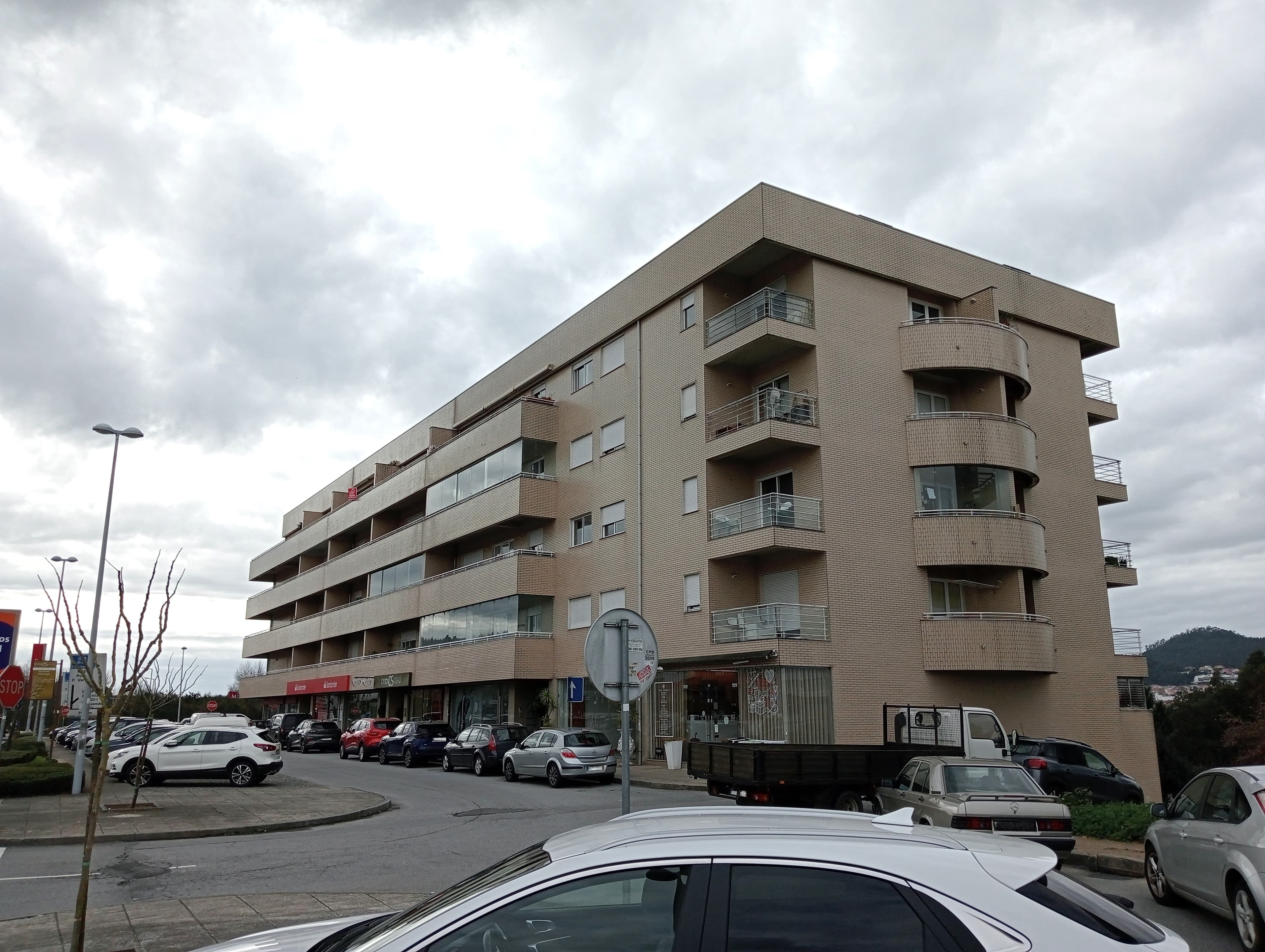 Apartamento T2 · Barcelinhos, Barcelos — imagen 2
