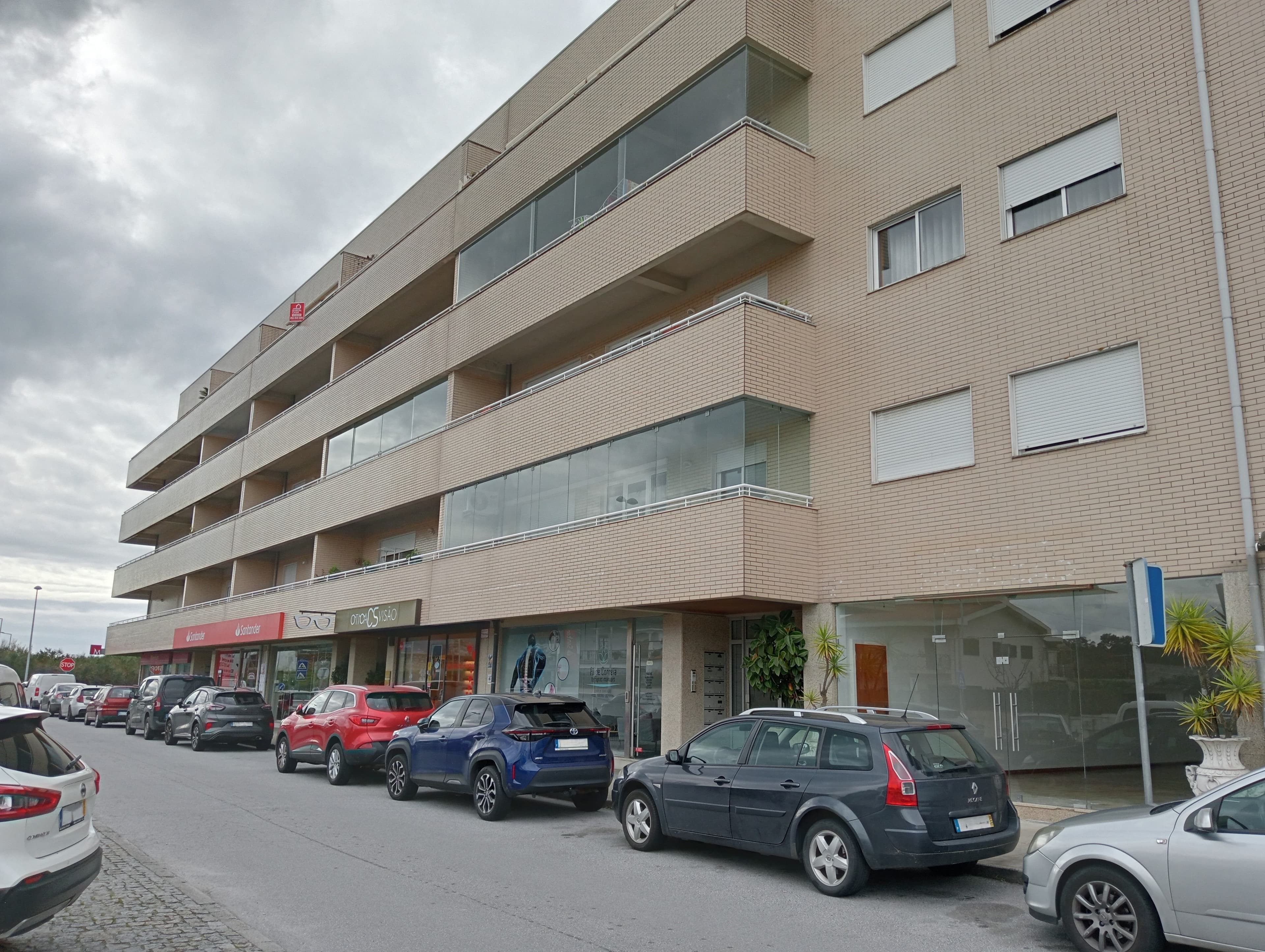 Apartamento T2 · Barcelinhos, Barcelos — imagen 1
