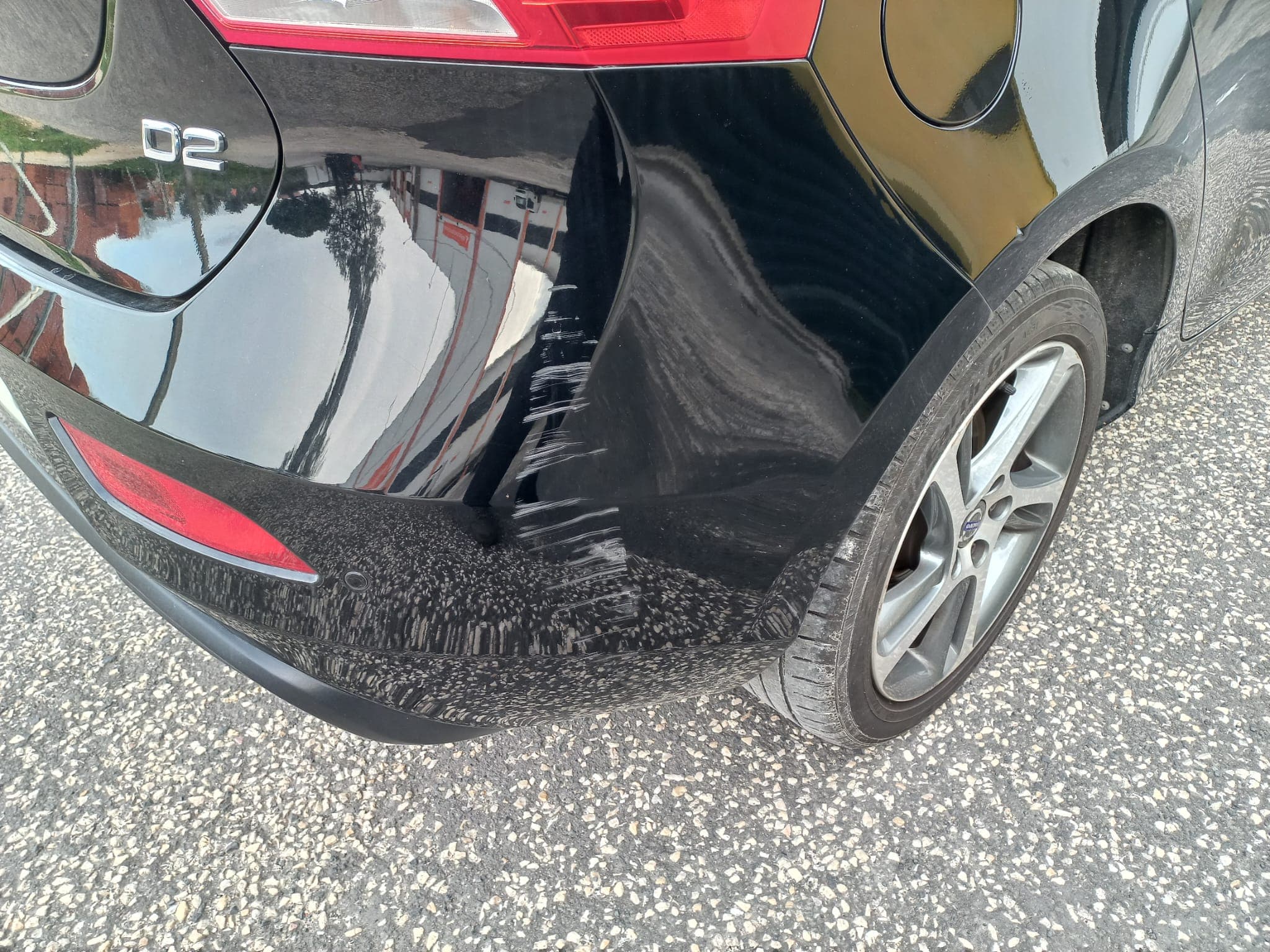 Volvo V40 · Ano 2014 — imagen 9