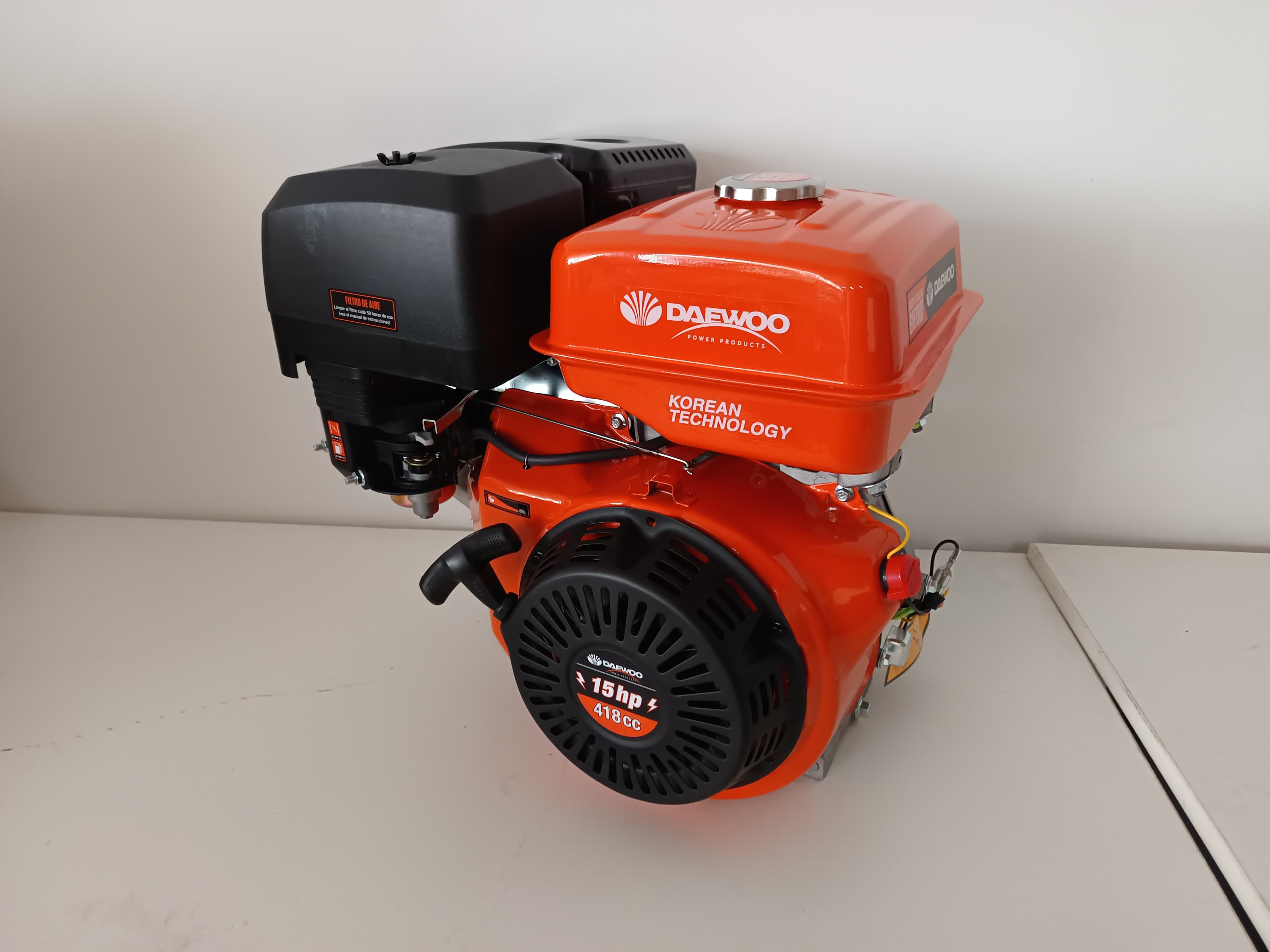 Motor a gasolina Daewoo — imagen 3
