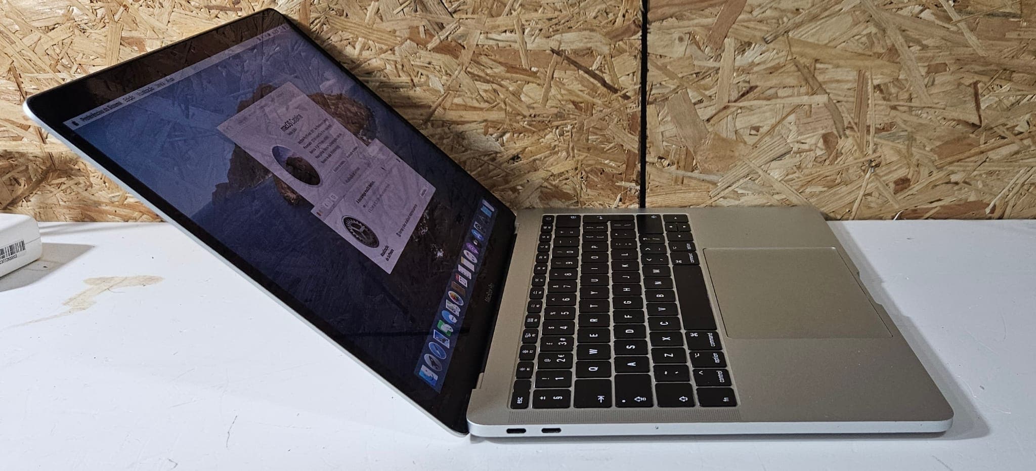 Portátil MacBook Pro — imagem 5