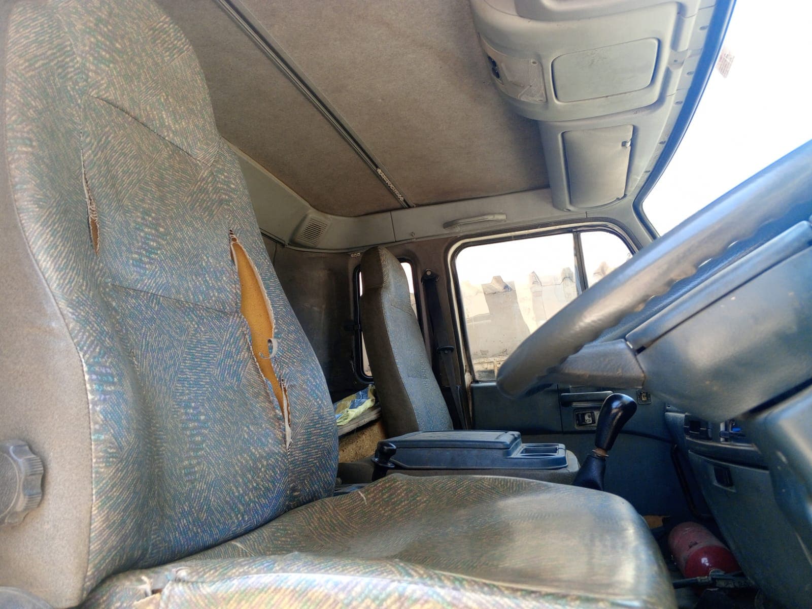 Nissan/UD80D — imagem 11