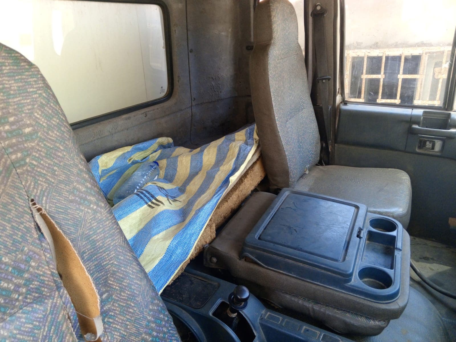 Nissan/UD80D — imagem 8