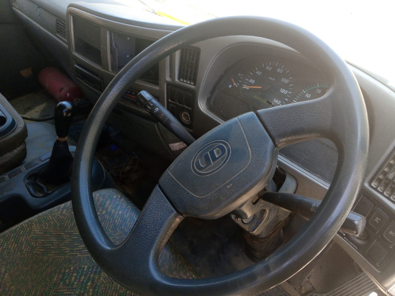 Nissan/UD80D — imagem 7