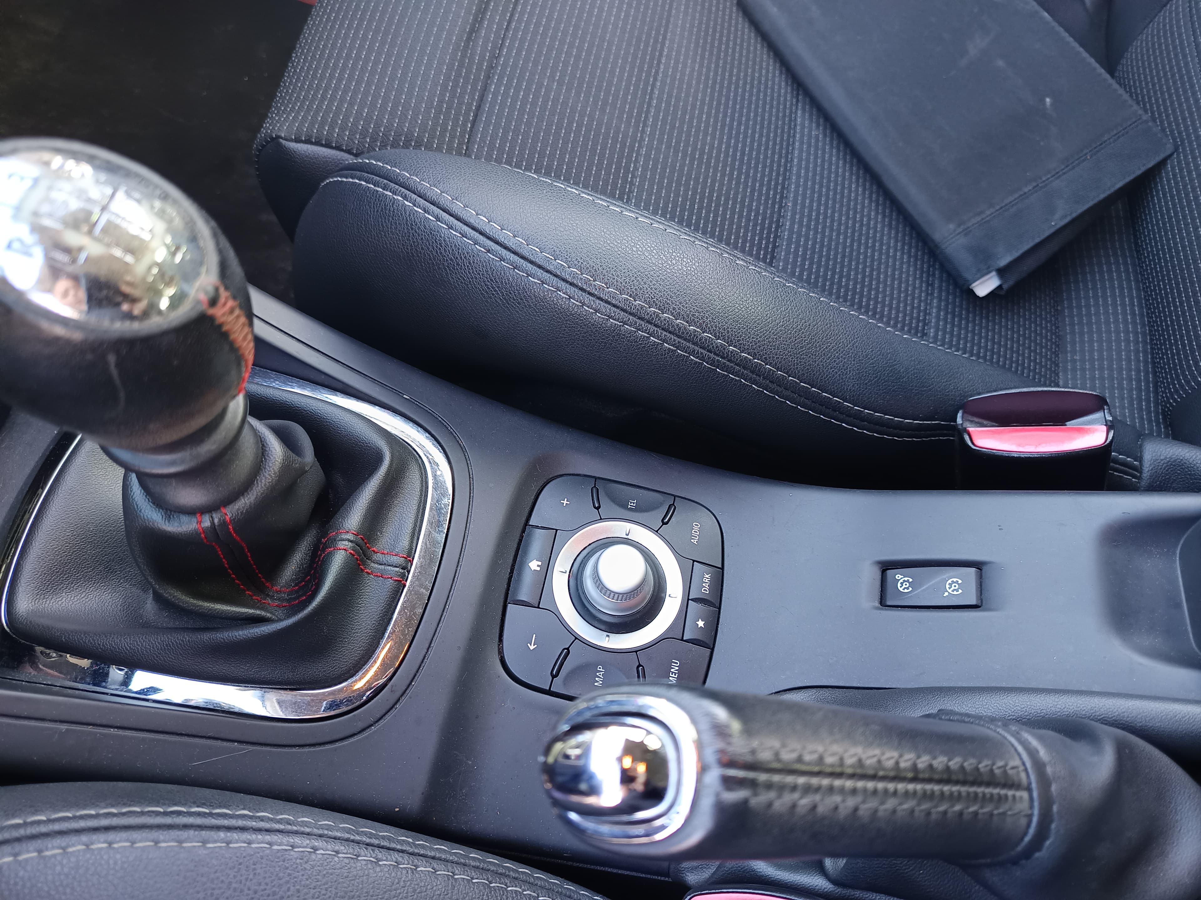 Renault Mégane · Ano 2014 — imagen 40