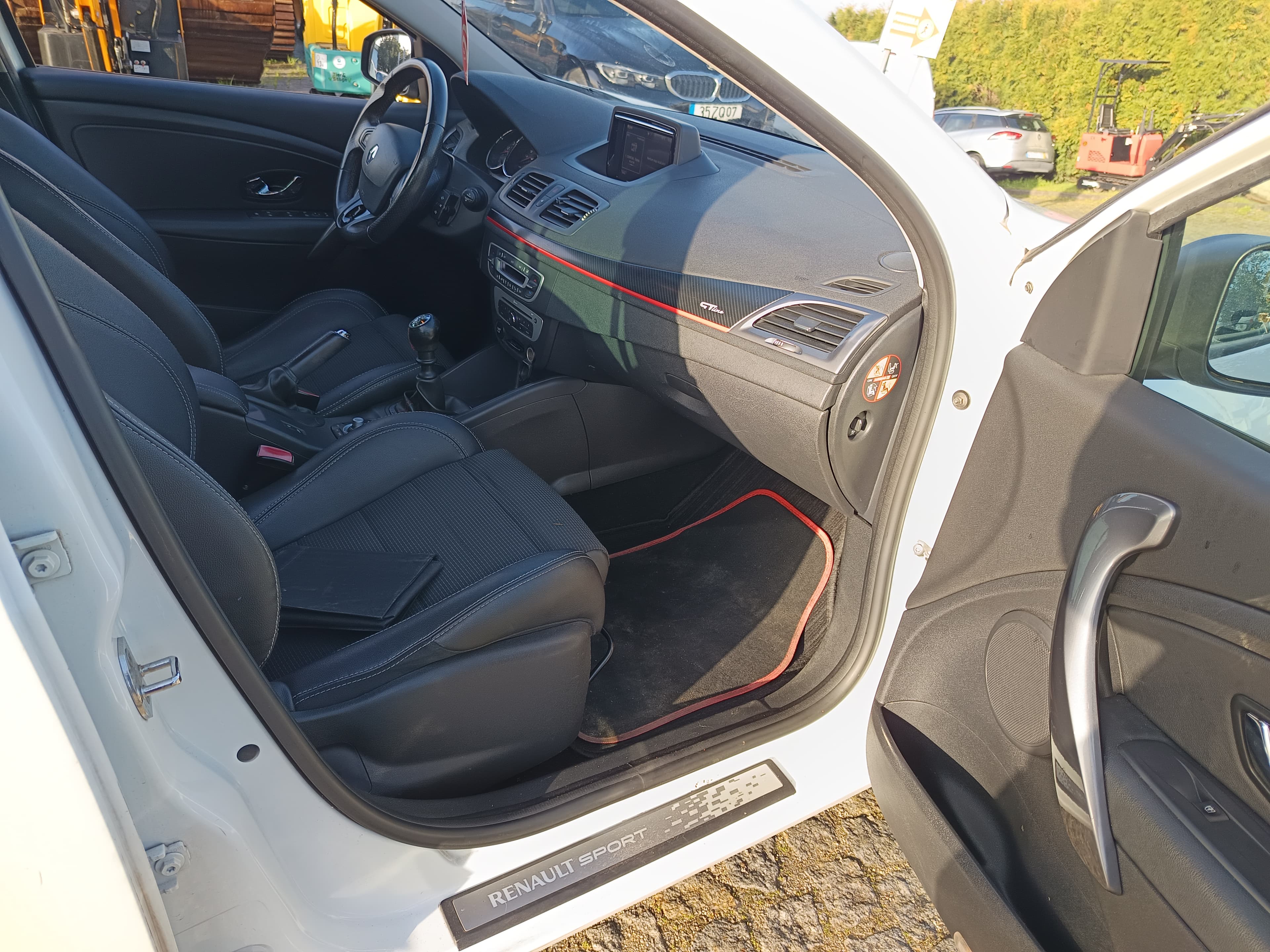 Renault Mégane · Ano 2014 — imagen 25