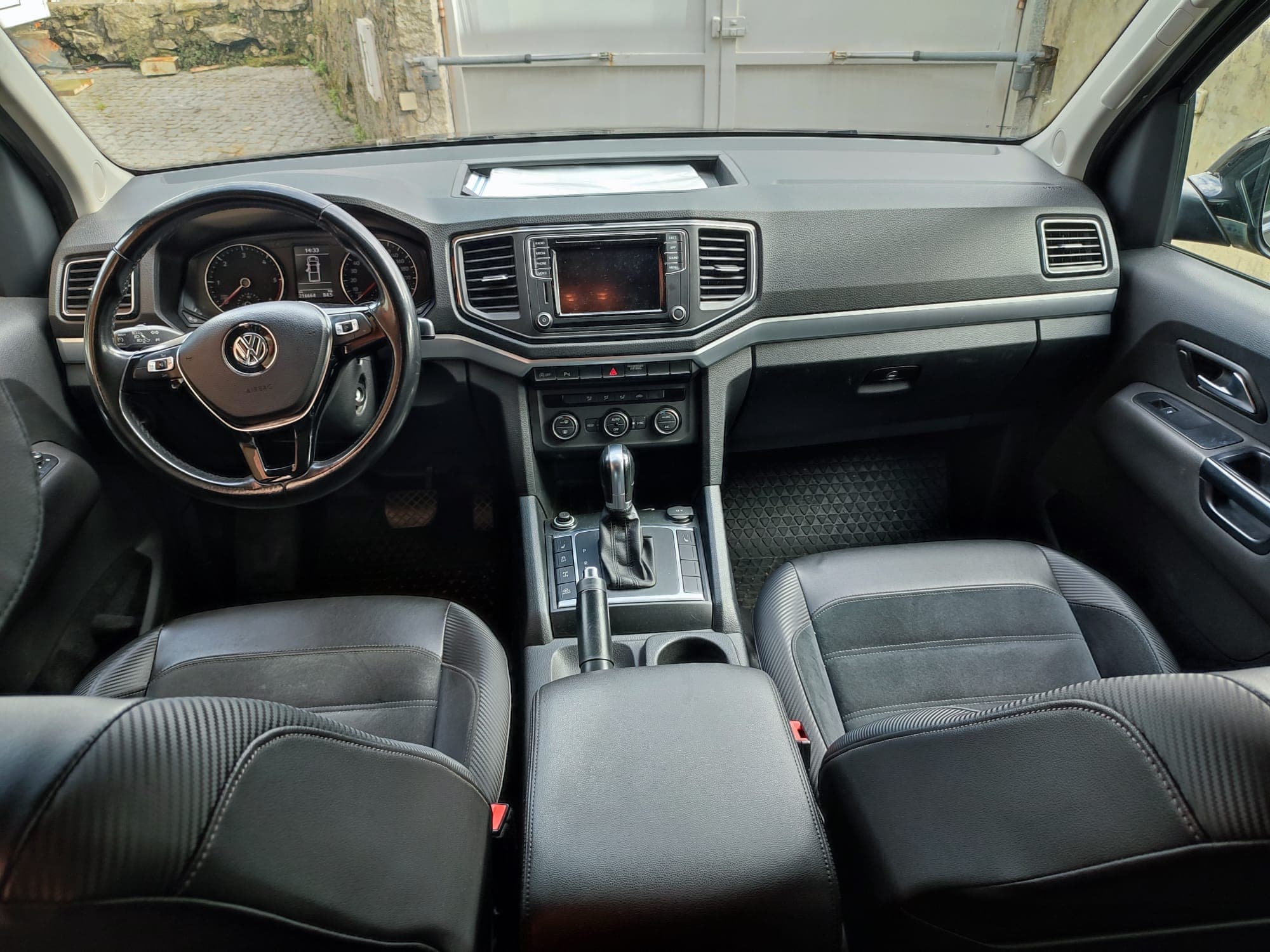Volkswagen Amarok V6 TDI · Ano 2017 — imagem 14