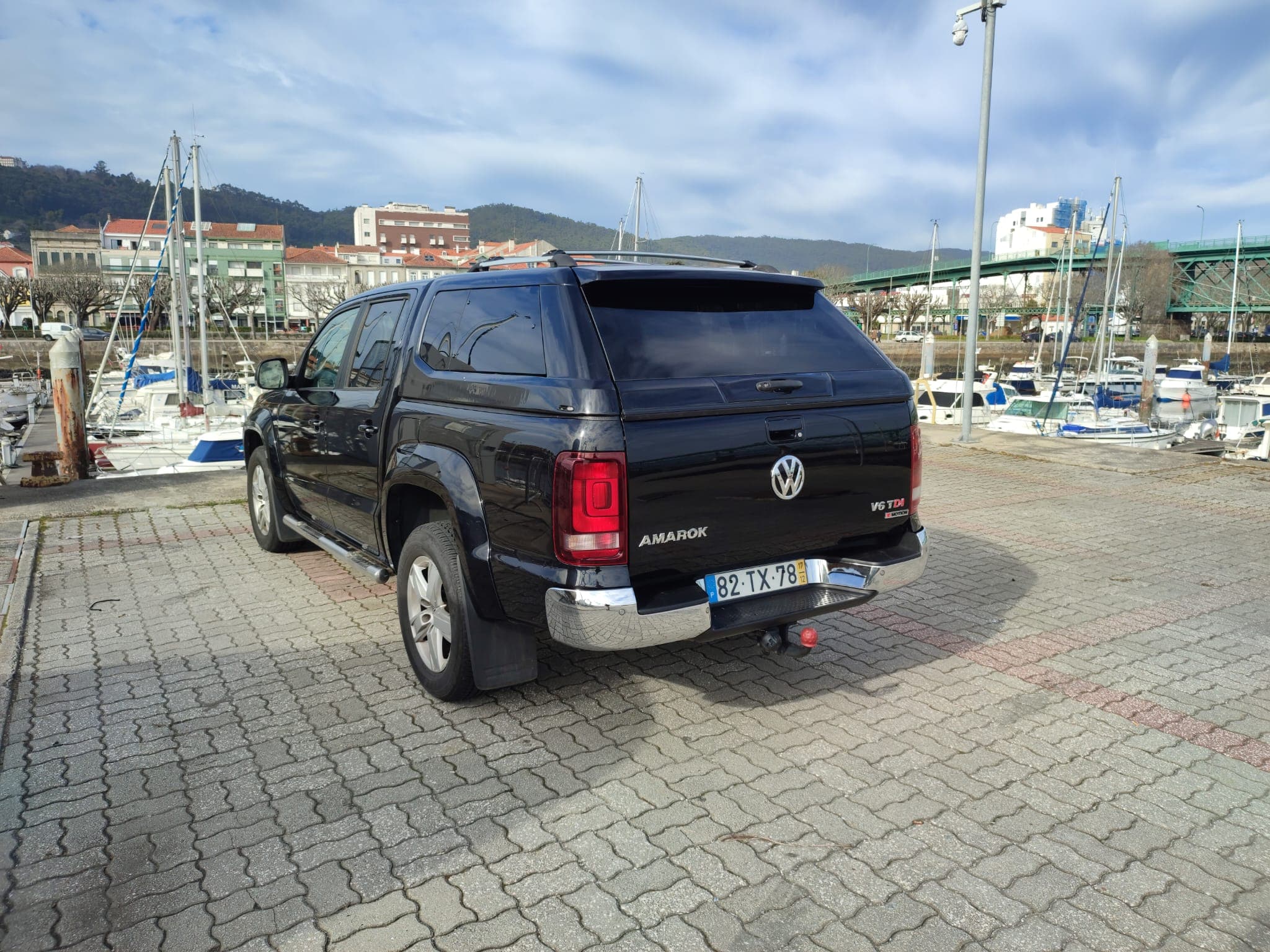 Volkswagen Amarok V6 TDI · Ano 2017 — imagem 9