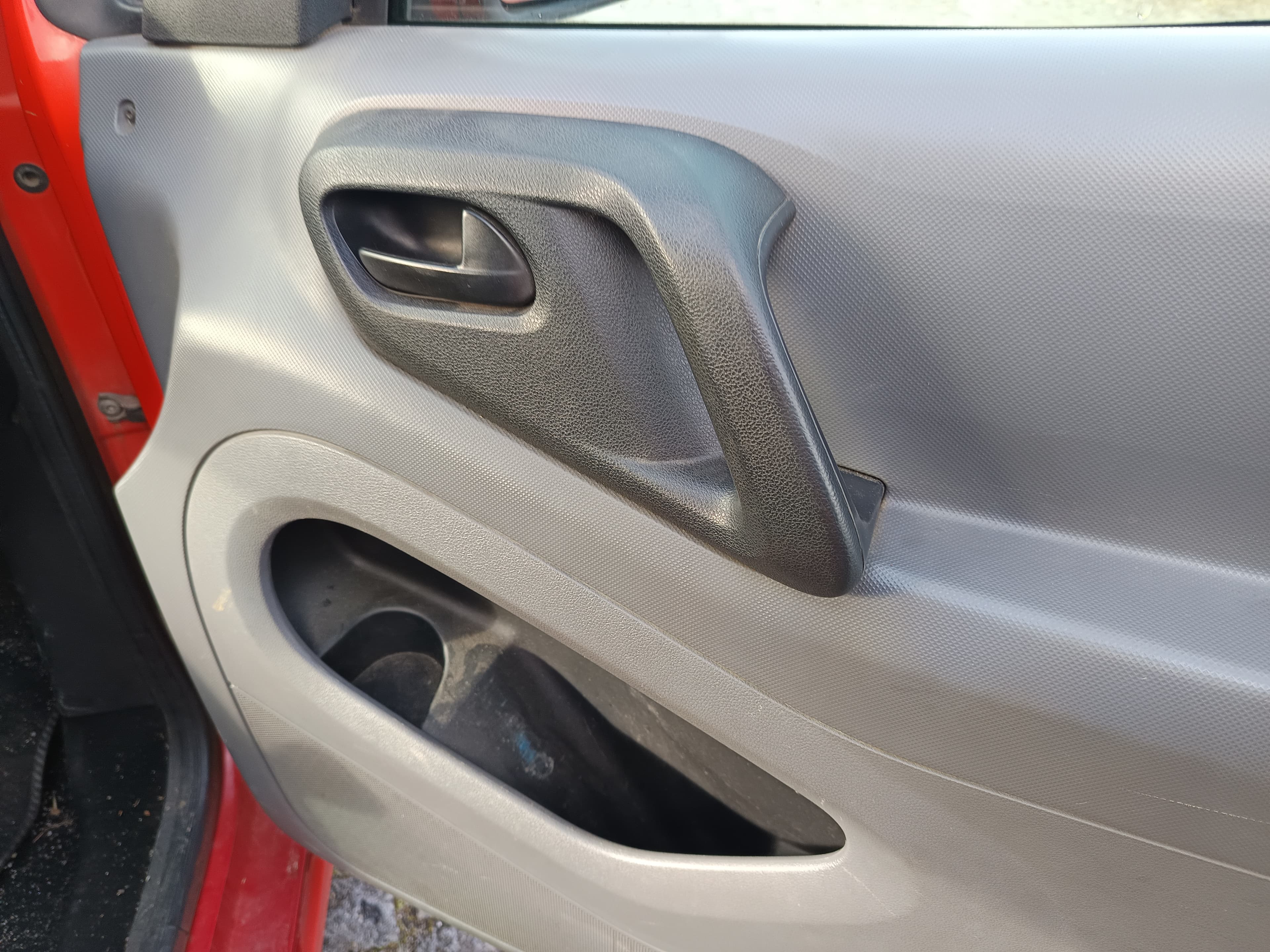 Peugeot Partner 1.6 HDI · Ano 2009 — imagem 18