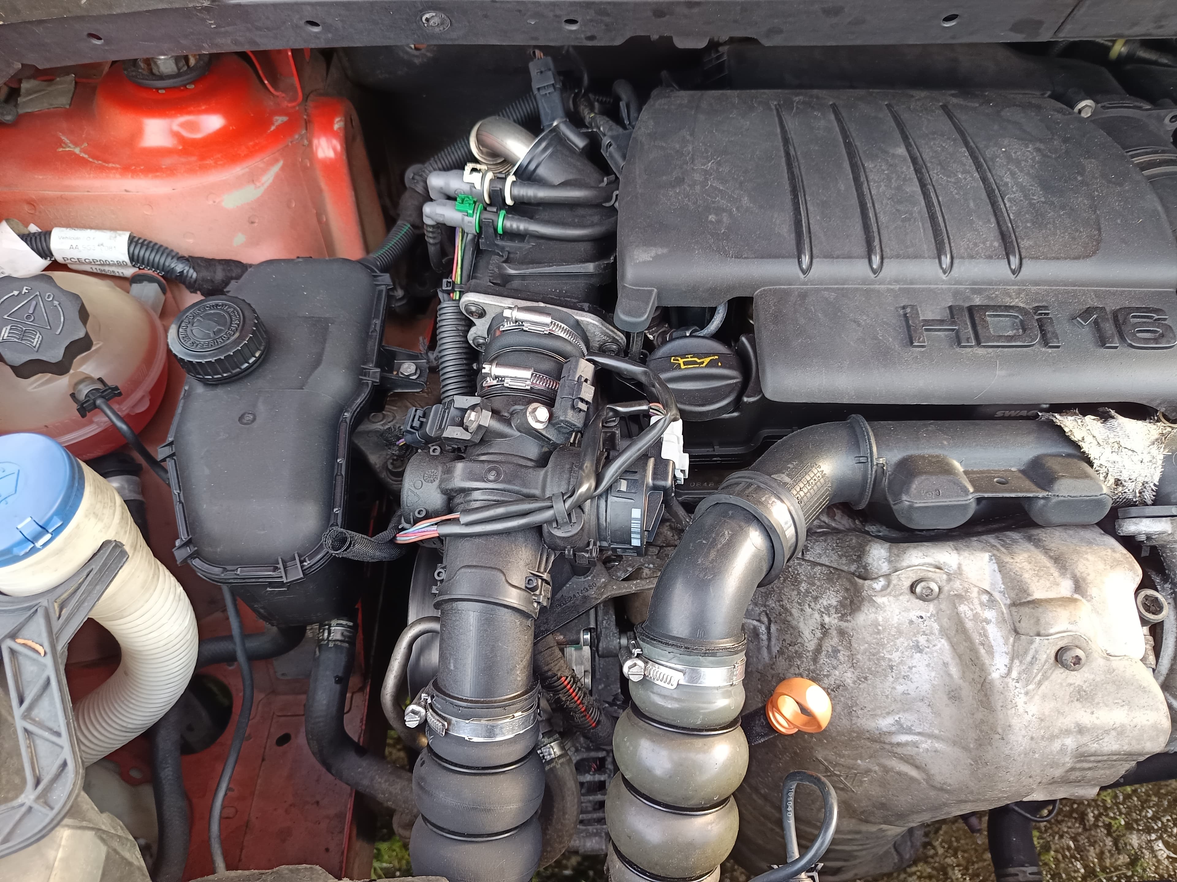 Peugeot Partner 1.6 HDI · Ano 2009 — imagem 37