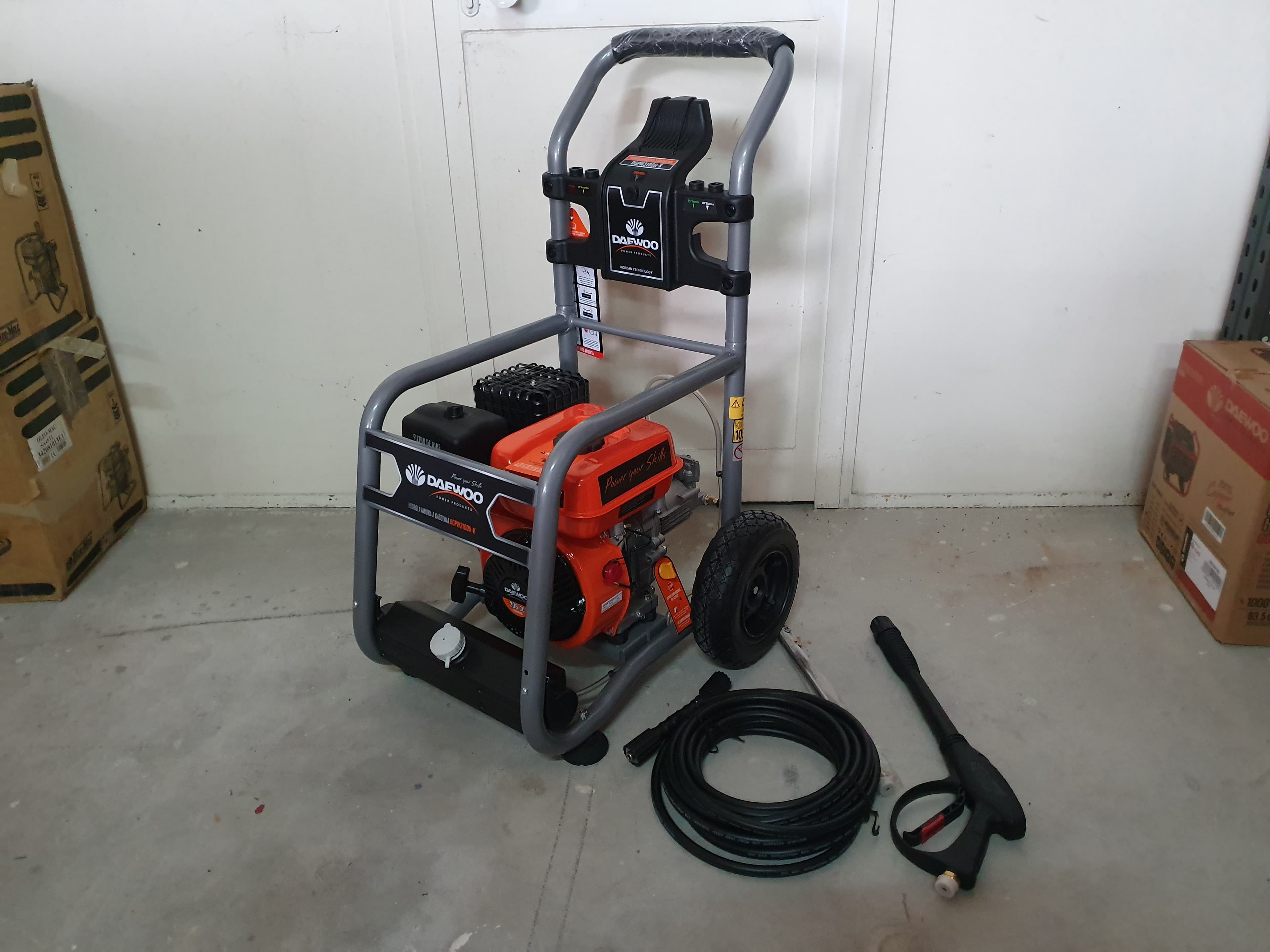 MAQUINA LAVAR ALTA PRESSÃO DAEWOO — imagem 1