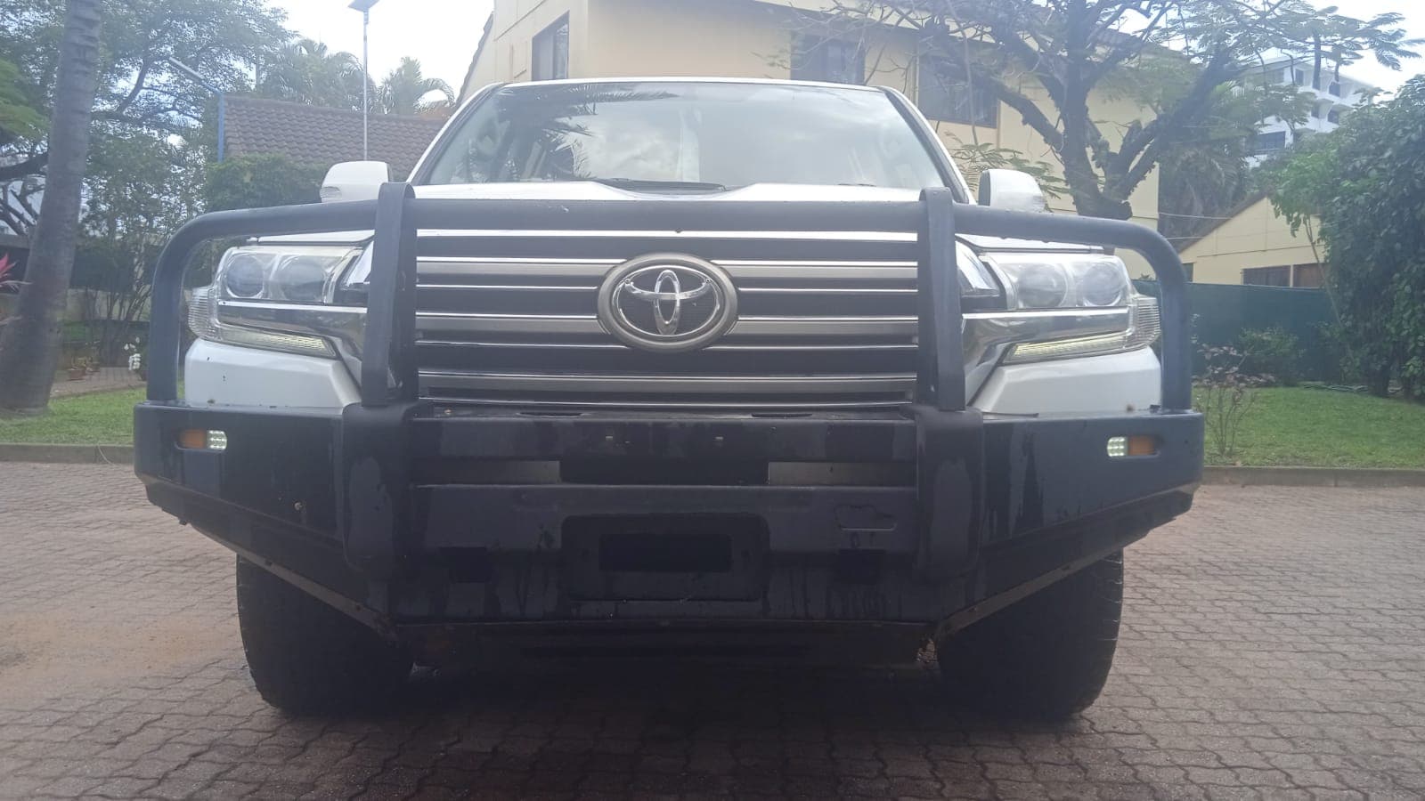 Toyota Land Cruiser — imagem 2