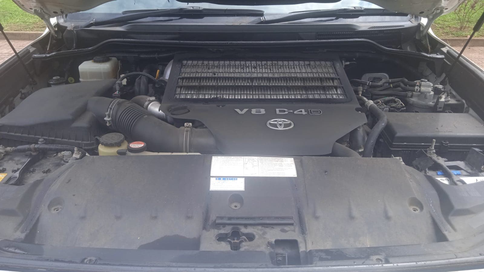 Toyota Land Cruiser — imagem 22