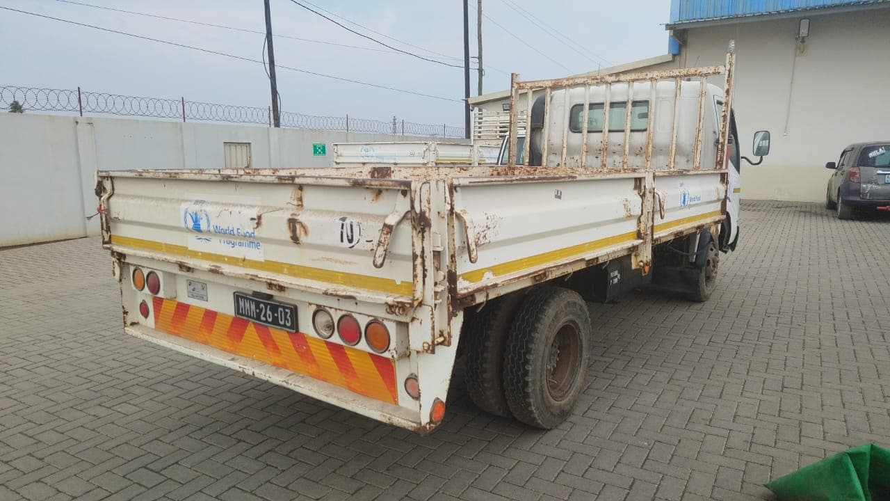TOYOTA DYNA — imagem 2