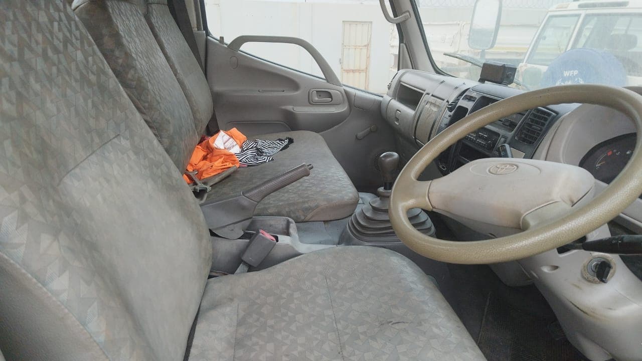 TOYOTA DYNA — imagem 16