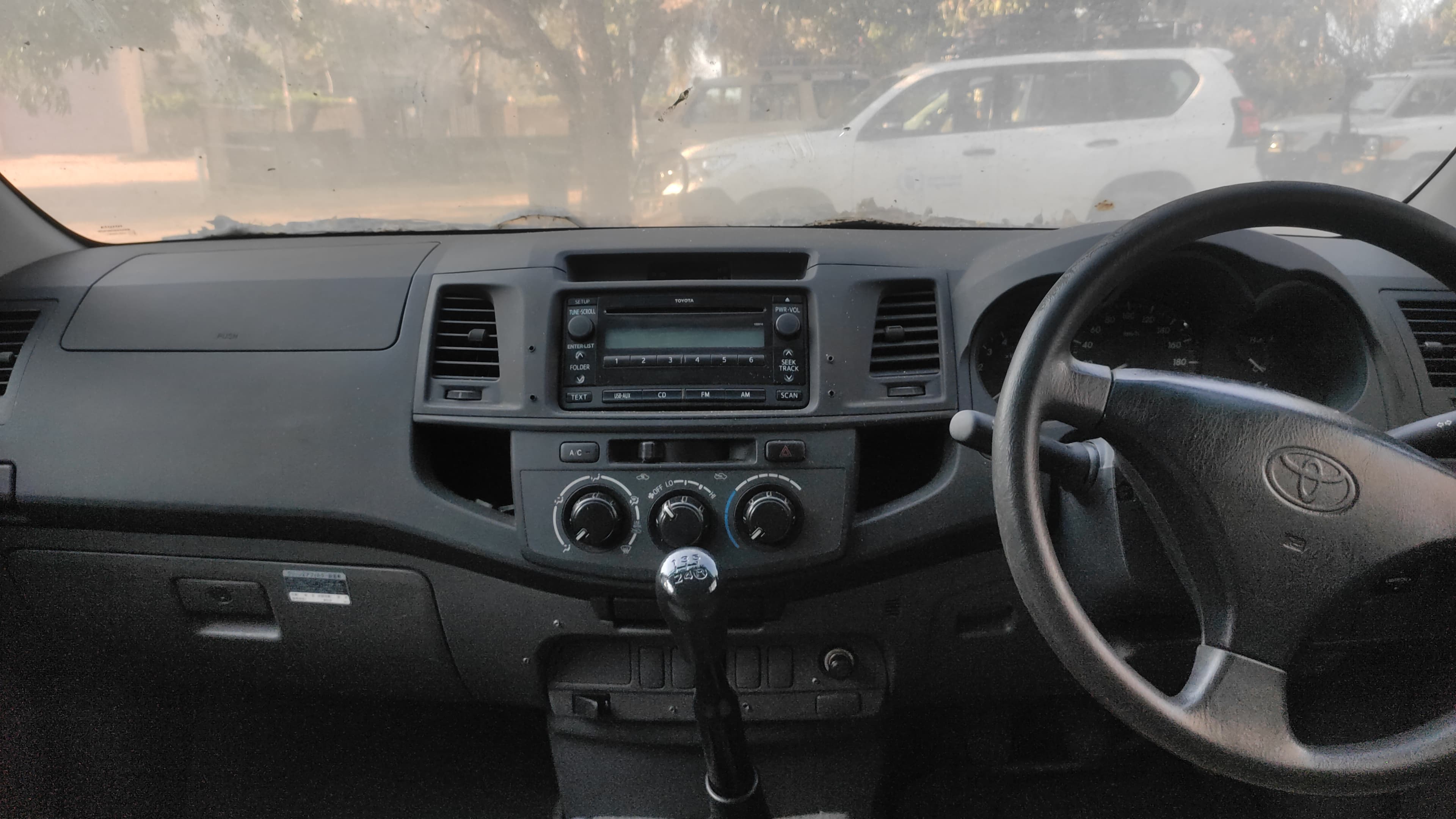 Toyota Hilux — imagem 15