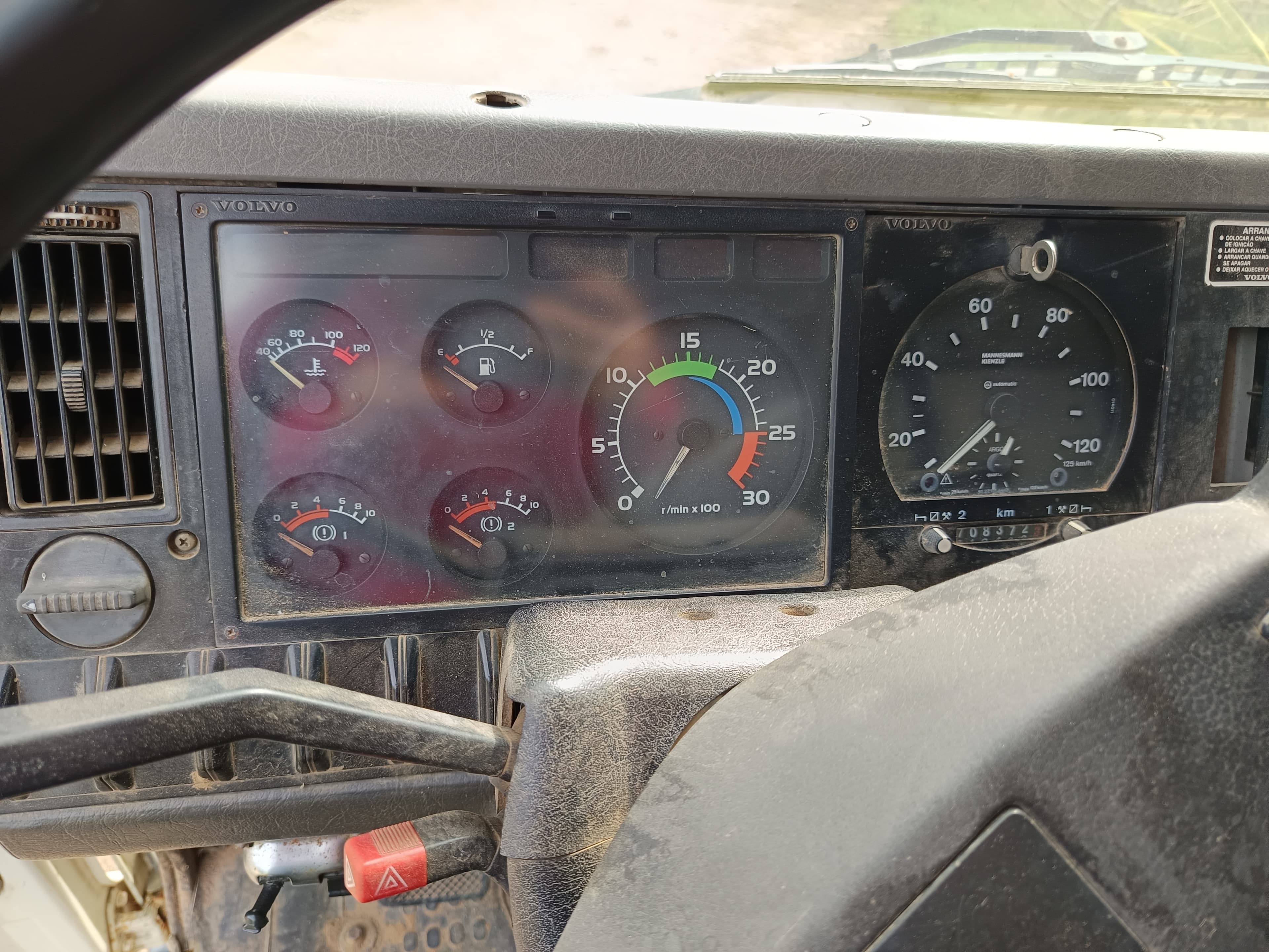 Volvo FL 10-35 (6X4) KH — imagem 14