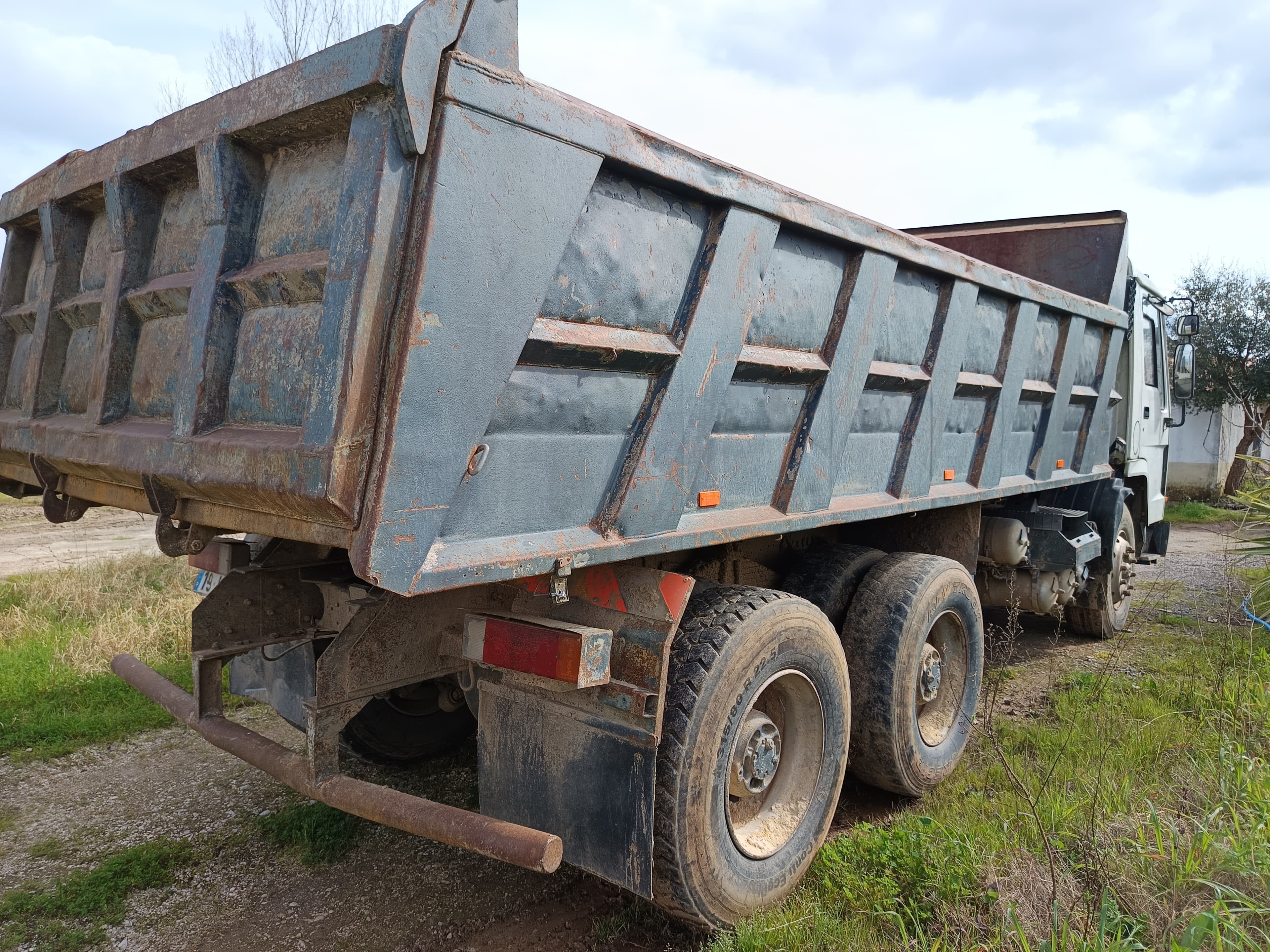 Volvo FL 10-35 (6X4) KH — imagem 5