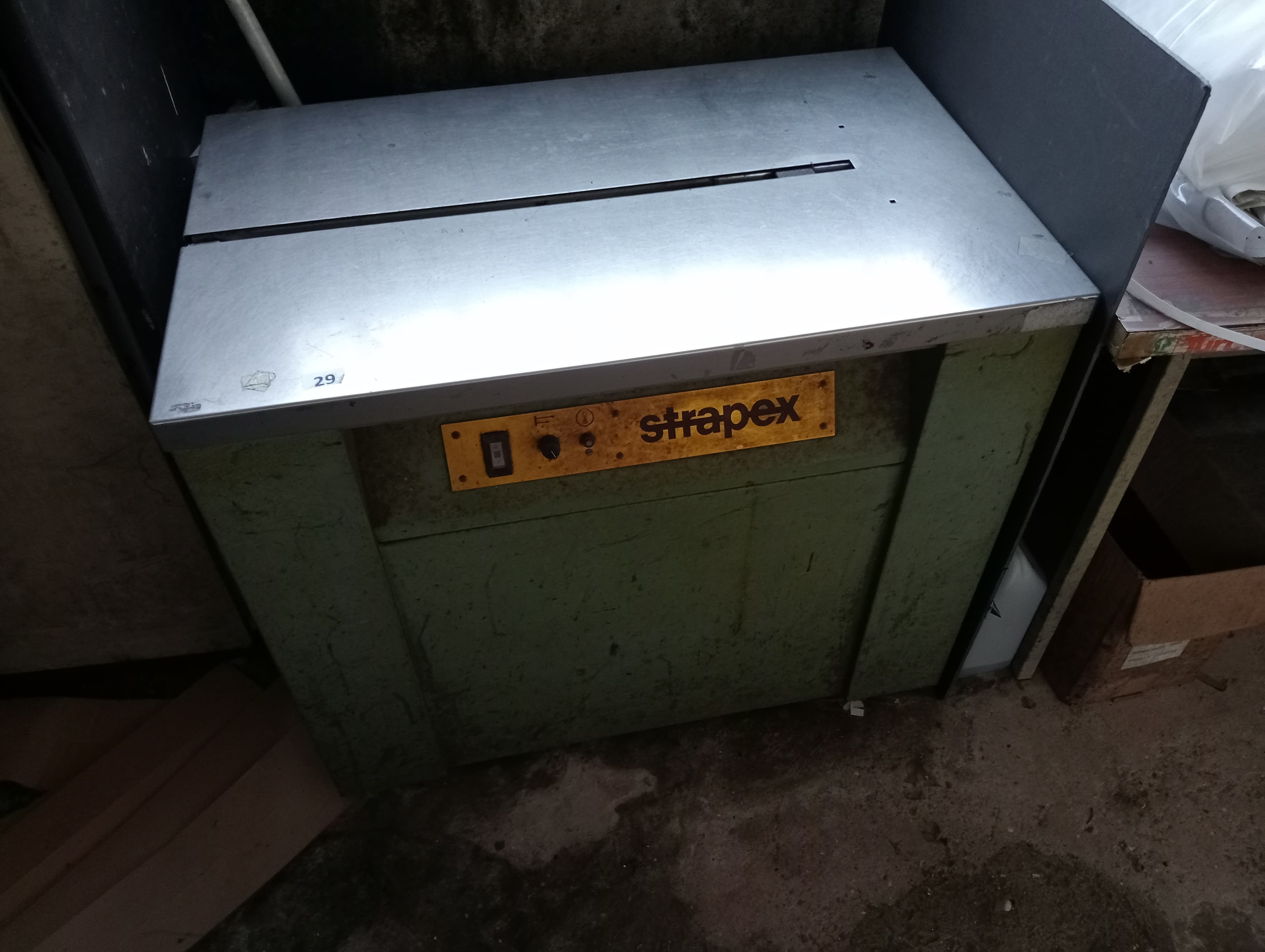 Máquina de Cintar Caixas — image 2