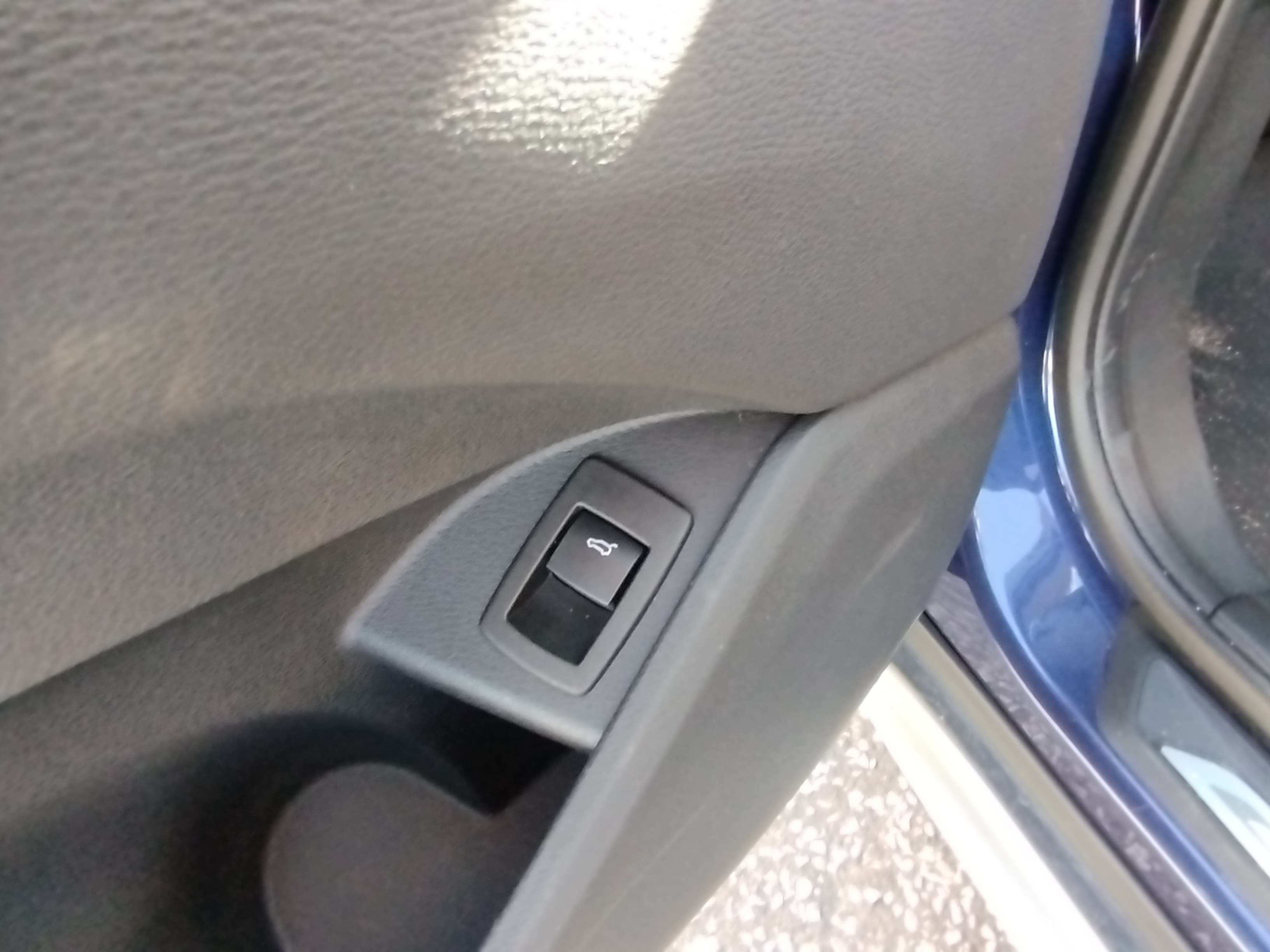 BMW X1 SDrive16D · Ano 2019 — image 23