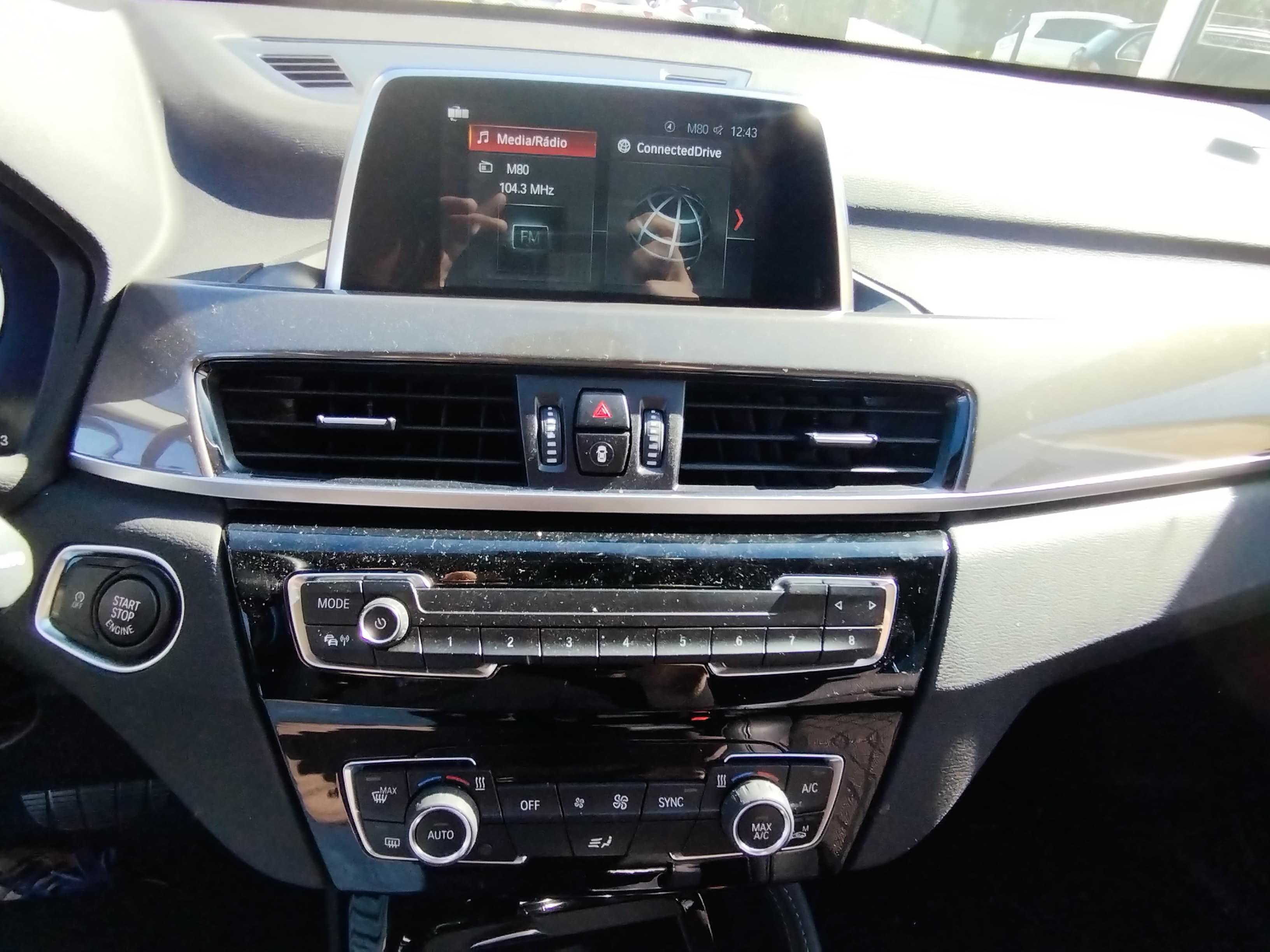 BMW X1 SDrive16D · Ano 2019 — image 13