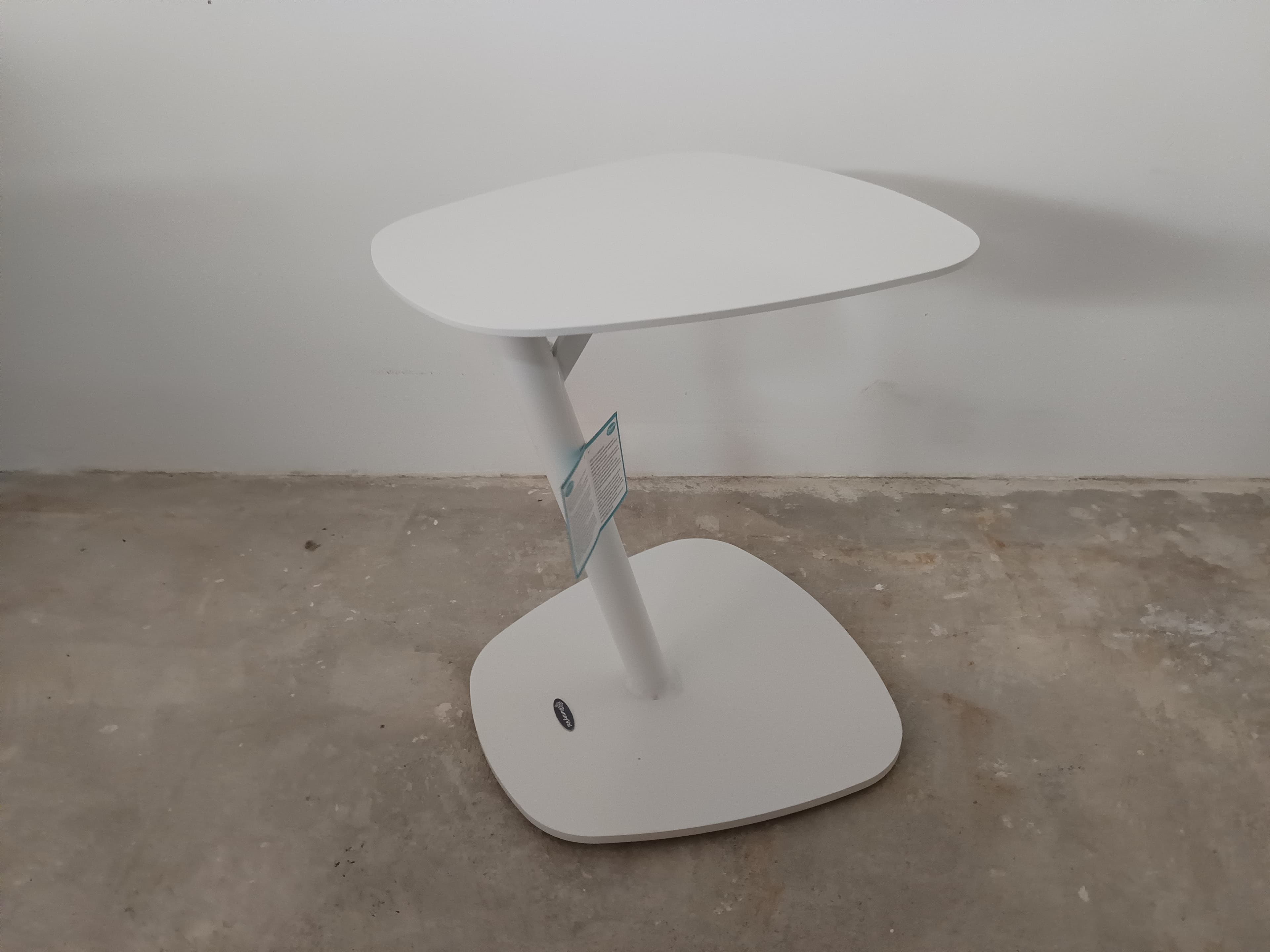 Mesa auxiliar New Oslo — imagem 2