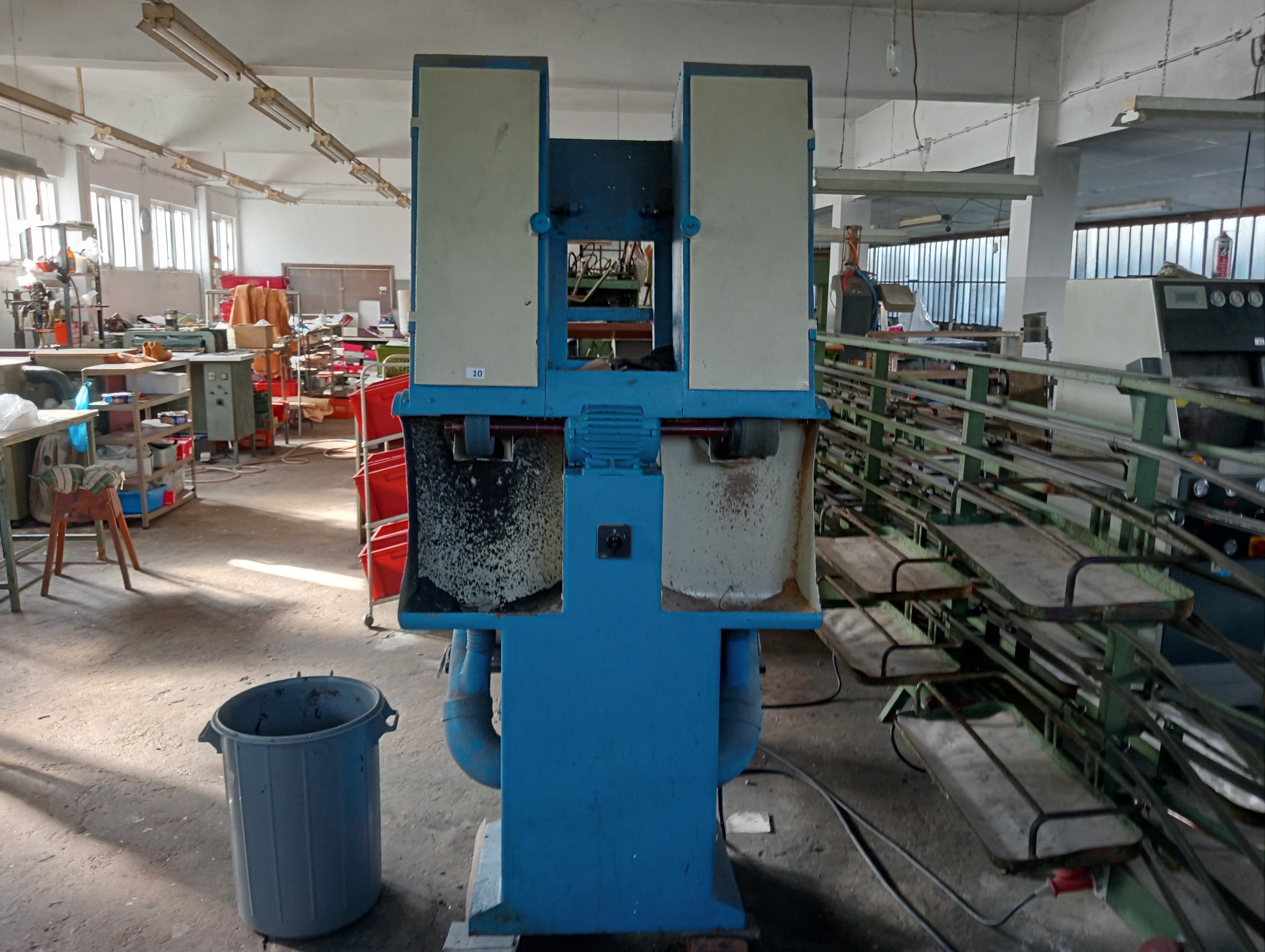 Máquinas e Equipamentos para a Indústria do Calçado — image 67