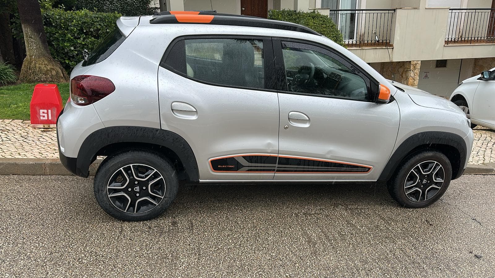 Dacia Spring · Ano 2021 — image 4