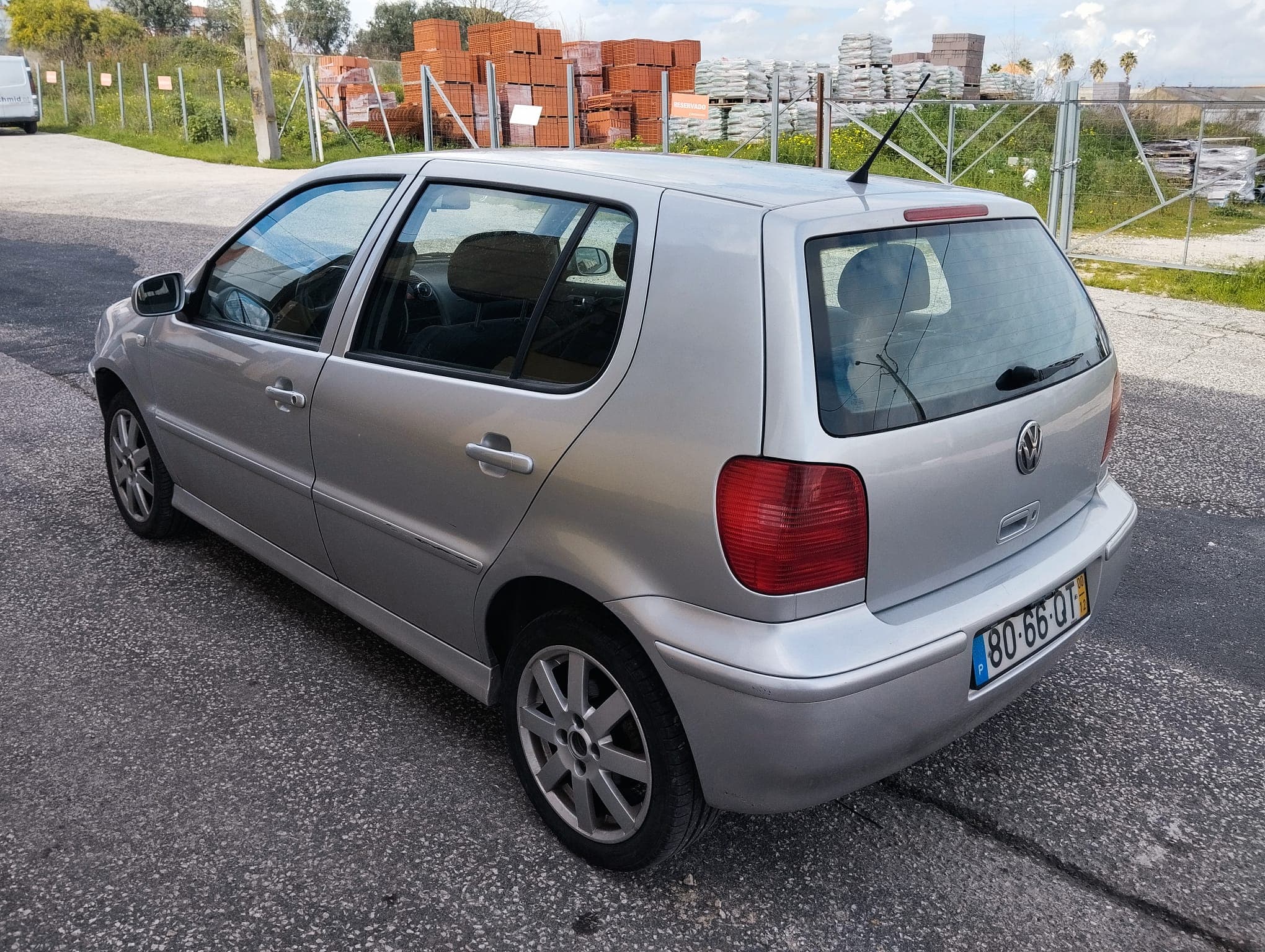 Volkswagen Polo · Ano 2000 — image 8